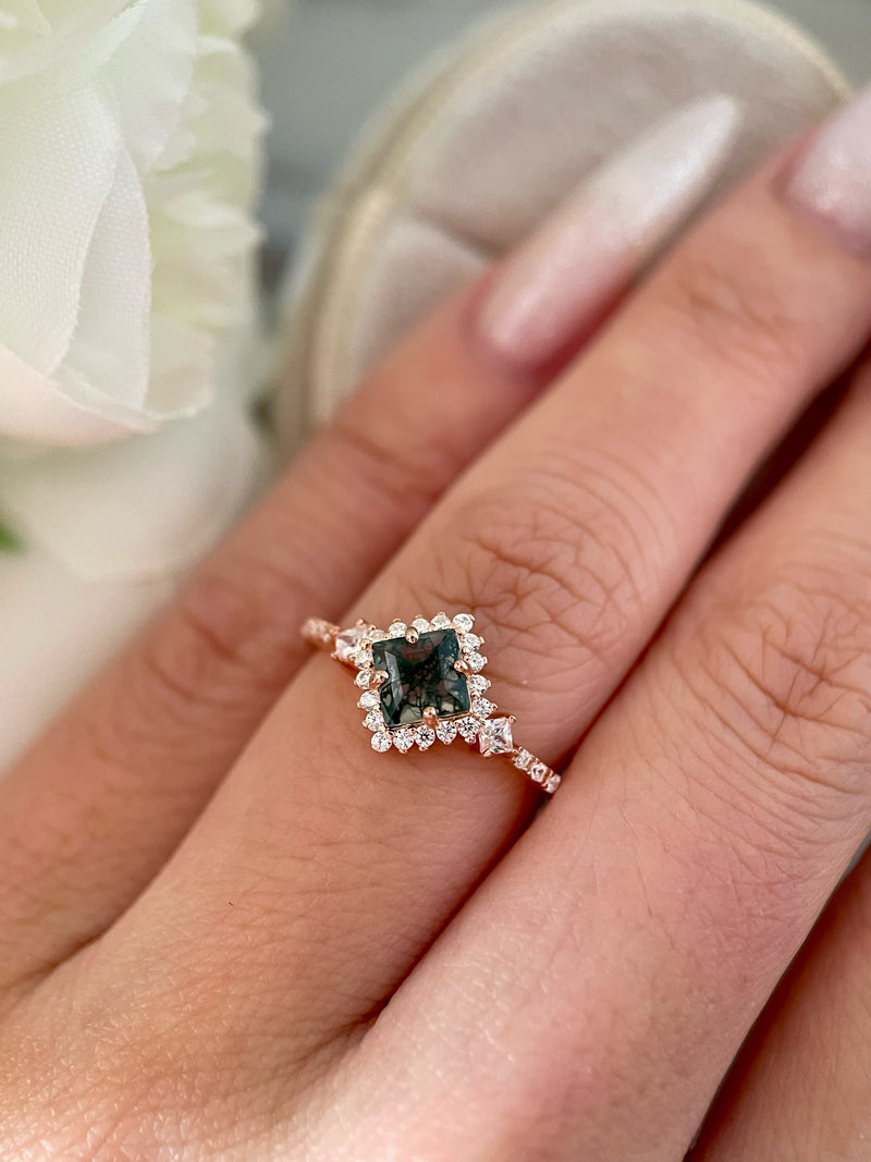 【RHIANNON】Bague de fiançailles unique, faite à la main, en agate mousse naturelle, forme princesse, 0,75 ct