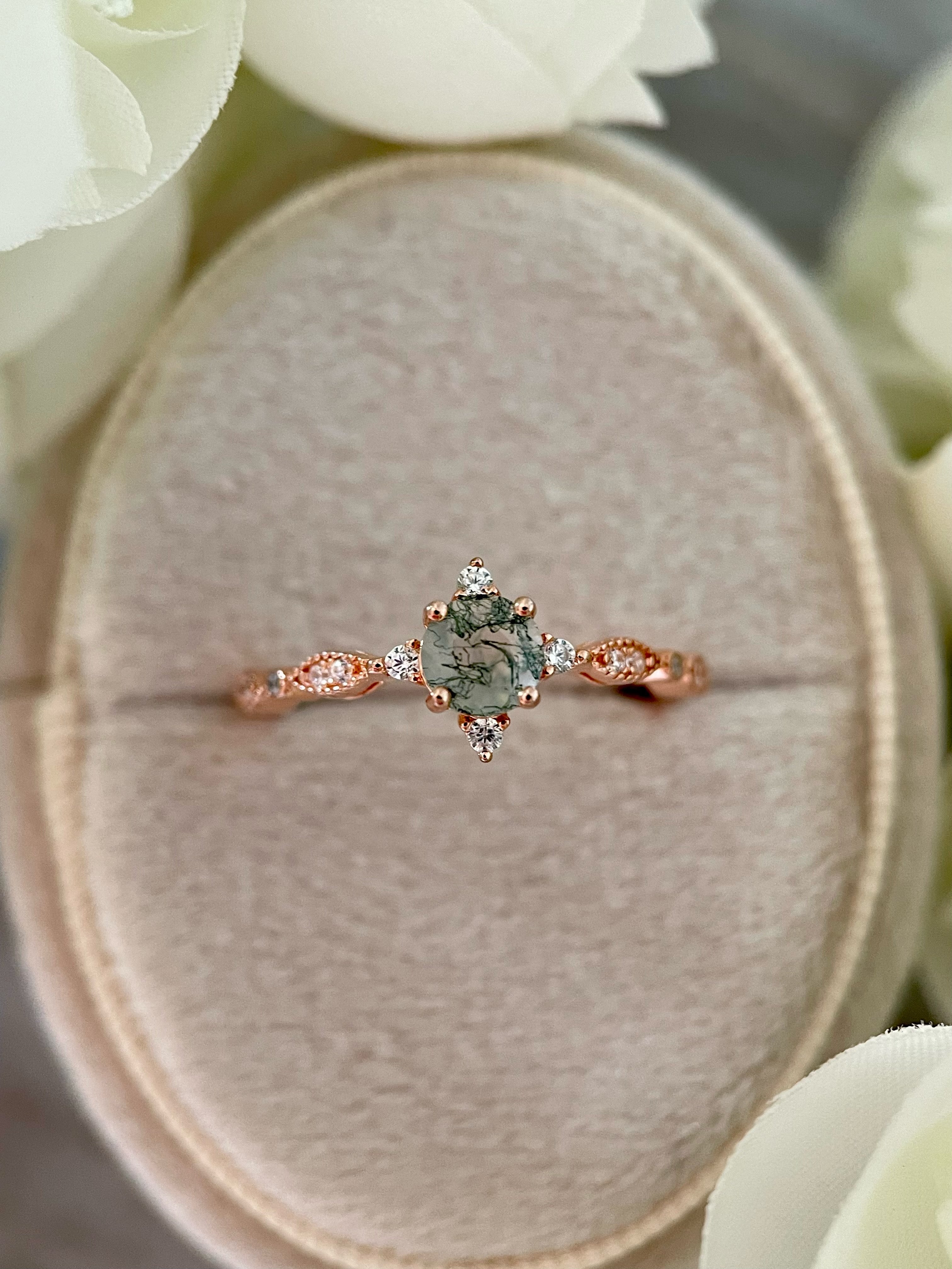 【Coralie】Bague de fiançailles unique, faite main, en agate mousse naturelle de 0,5 ct, forme ronde