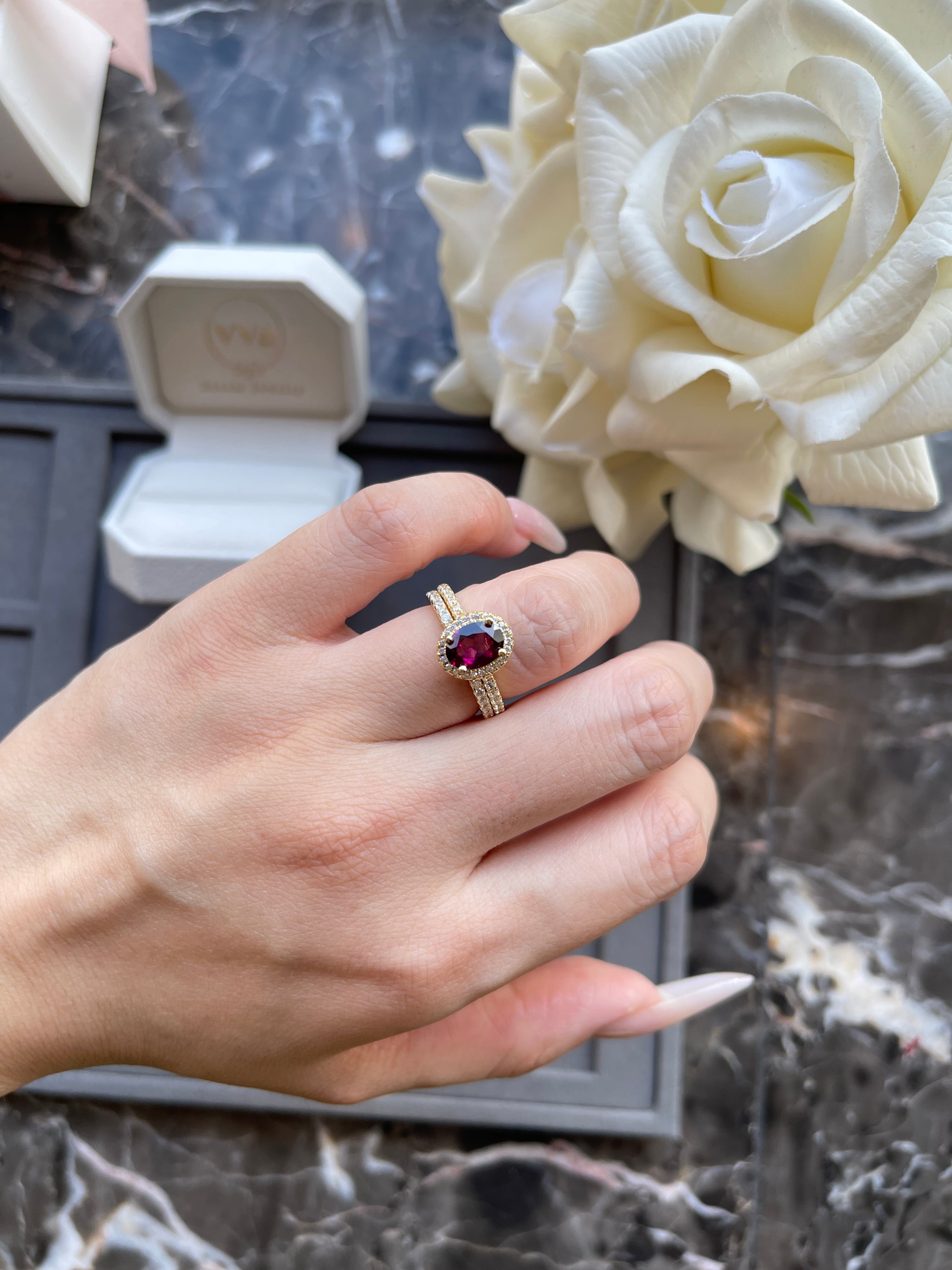【Amara Cascade】Unique Handmade Natural Rhodolite Garnet Engagement Ring 1.5ct Oval Shape