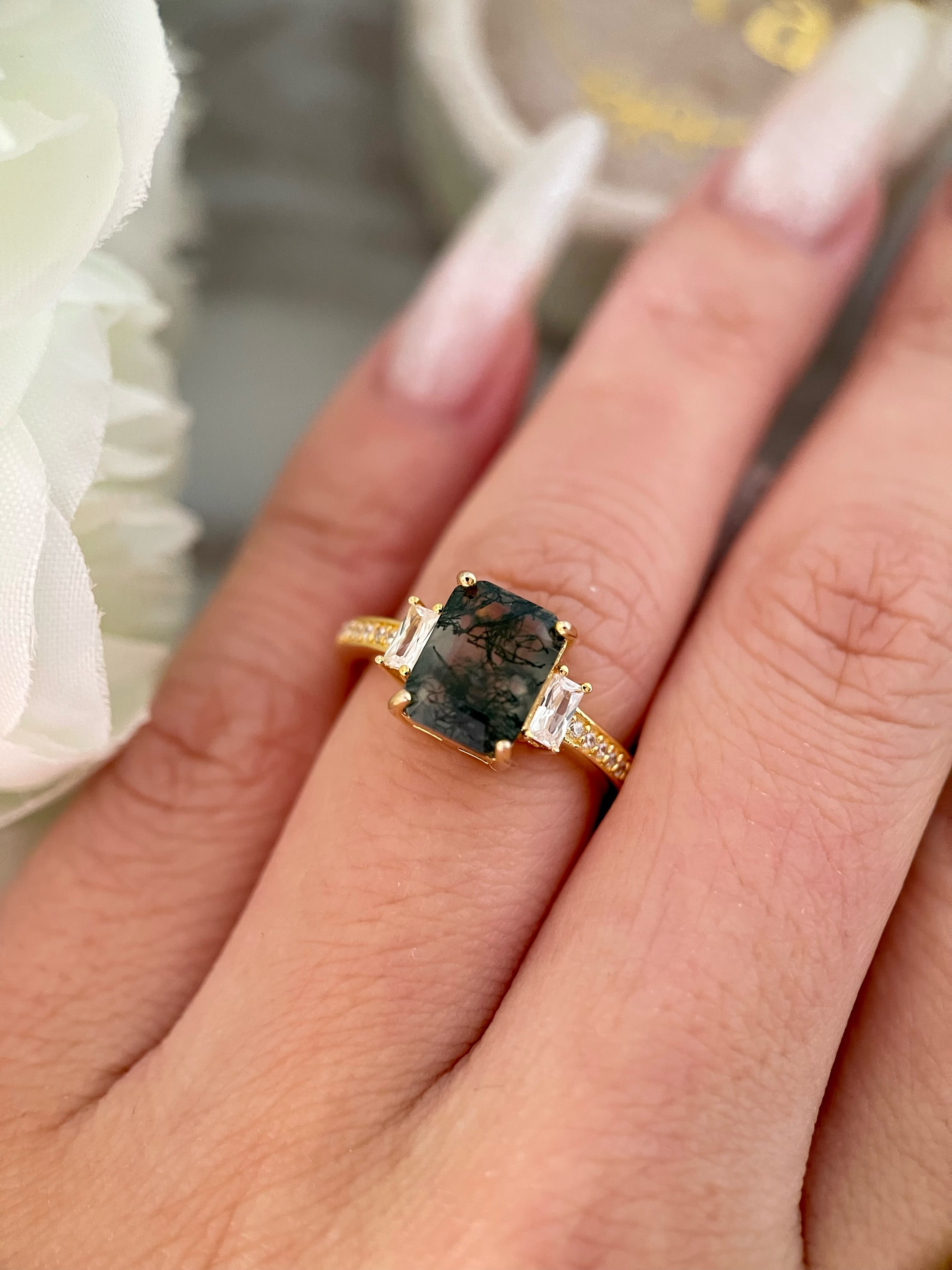 【Callista】Bague de fiançailles unique en agate mousse naturelle faite à la main, 2,5 ct, forme coussin