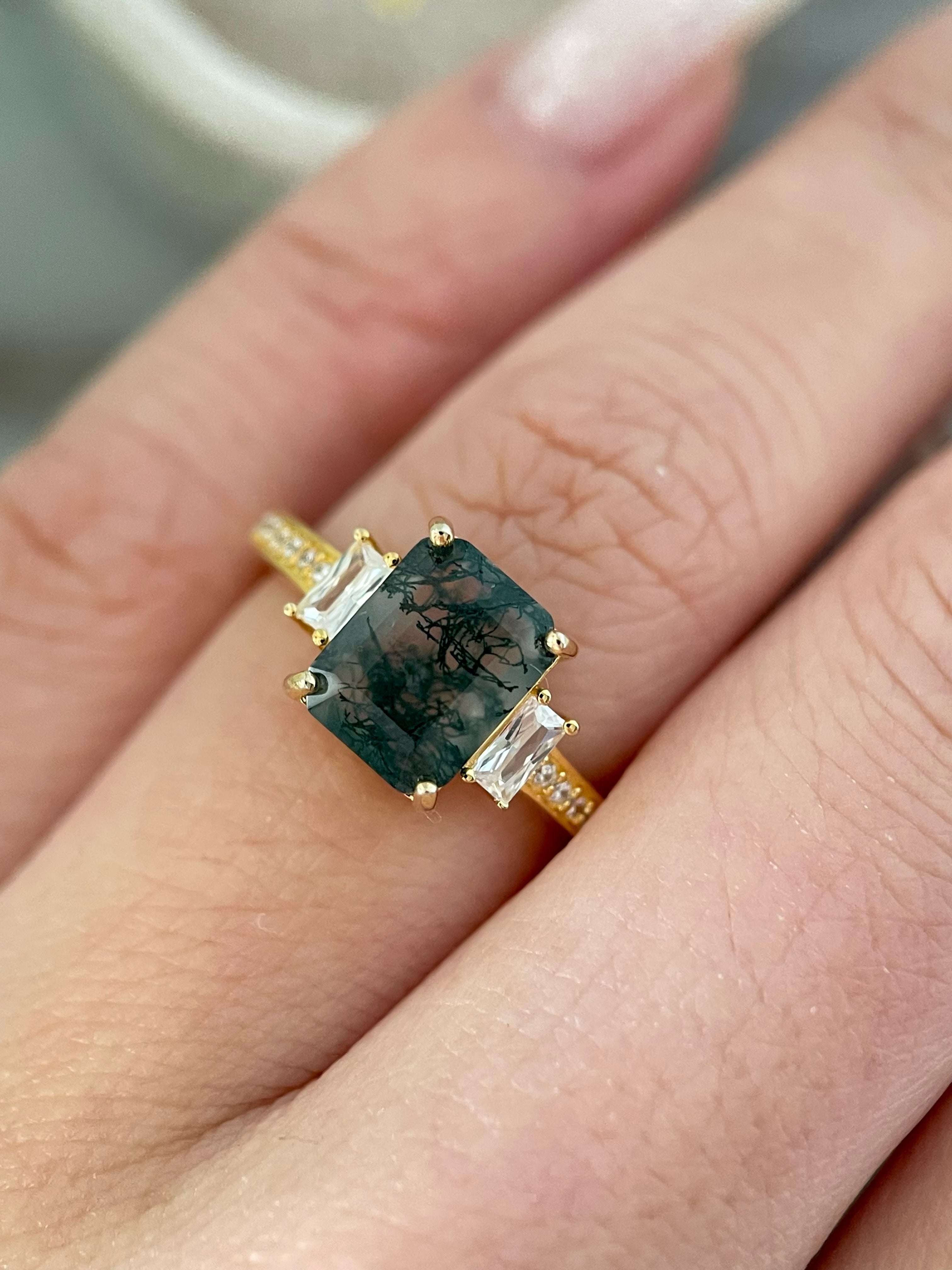 【Callista】Bague de fiançailles unique en agate mousse naturelle faite à la main, 2,5 ct, forme coussin