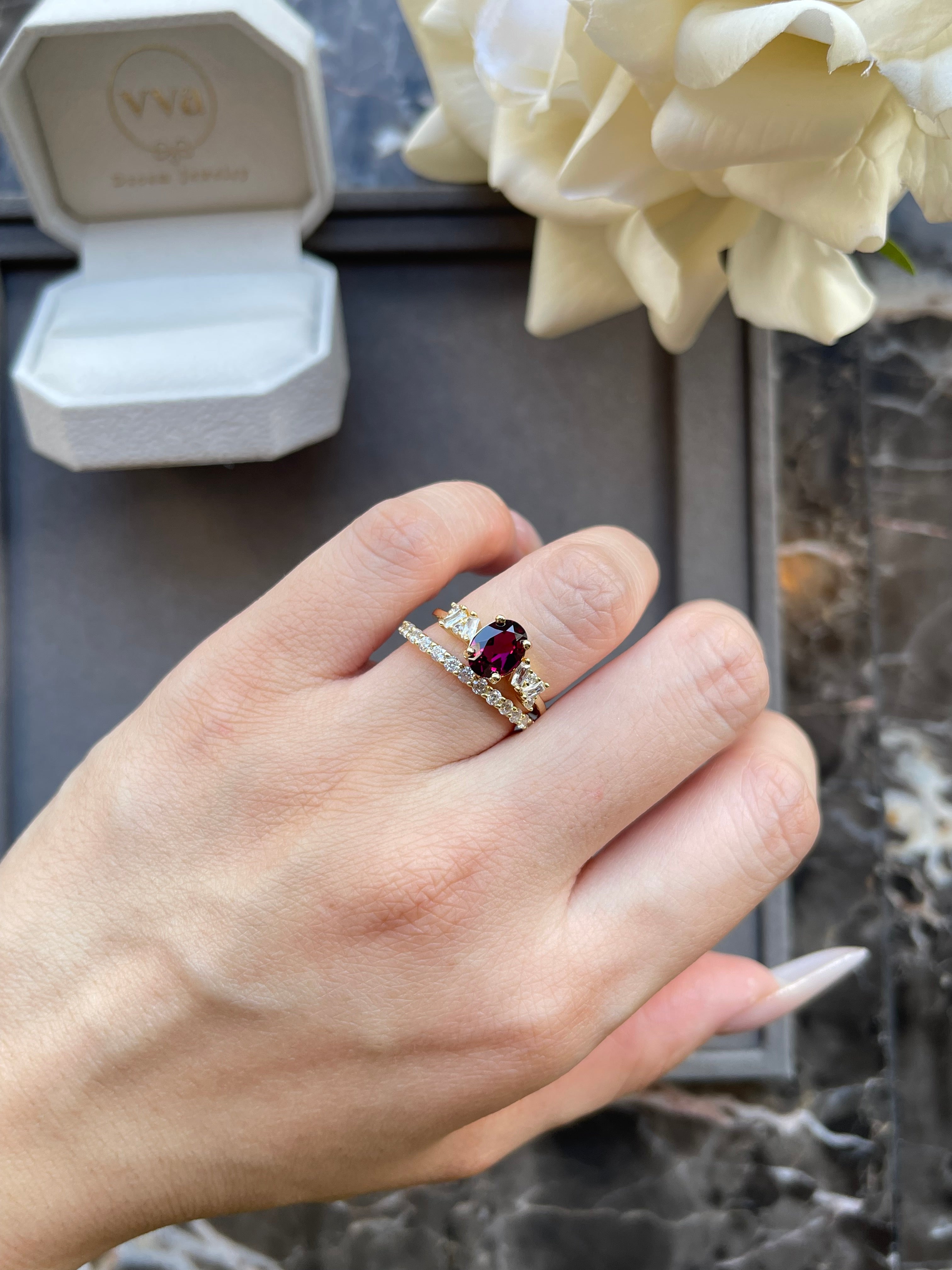【Fidelis】Unique Handmade Natural Rhodolite Garnet Engagement Ring 1.5ct Oval Shape