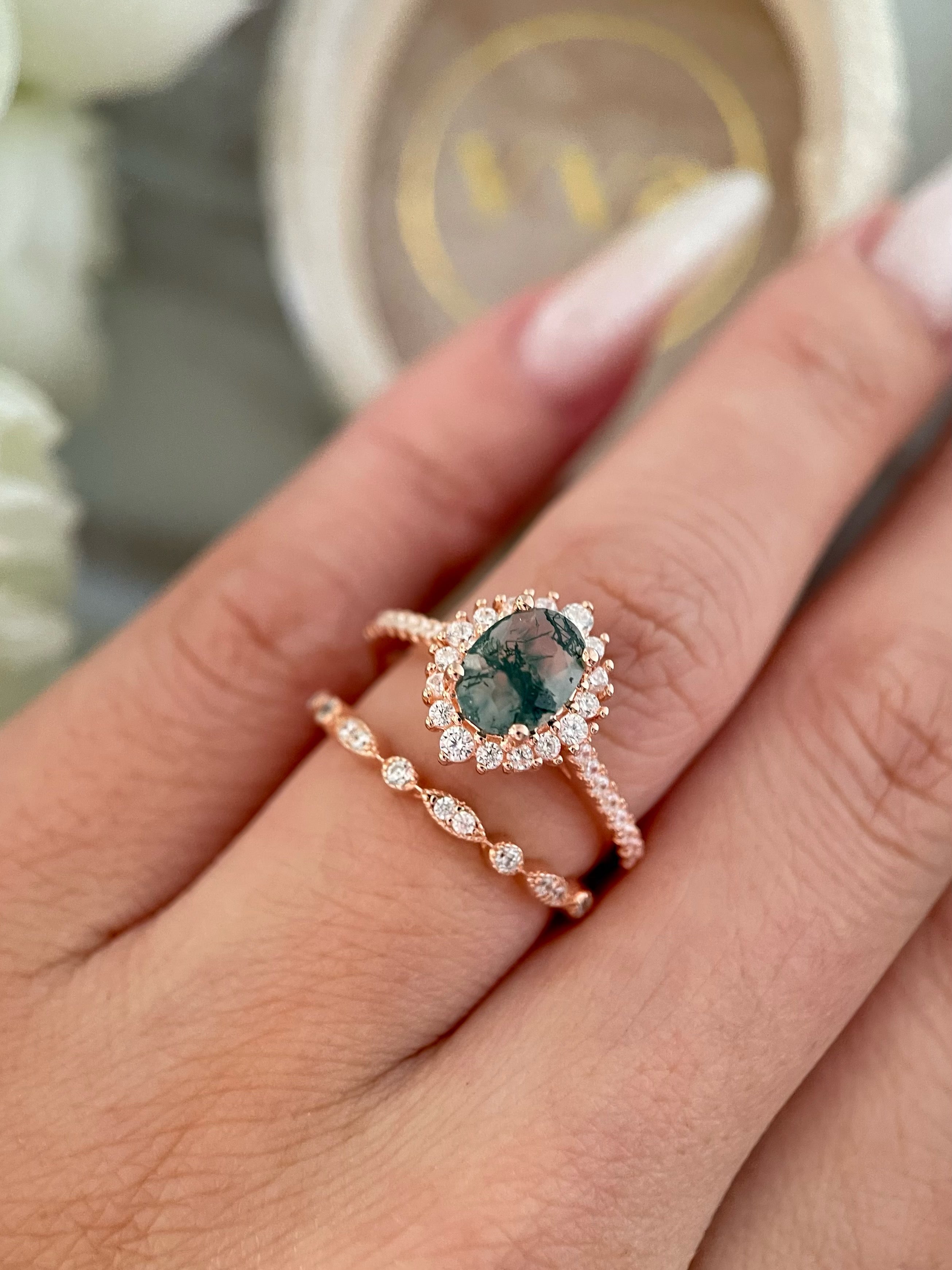 【Ensemble Solara】Ensemble unique de bagues de fiançailles en agate mousse naturelle, taillée à la main, 2 pièces, 1,5 ct, forme ovale