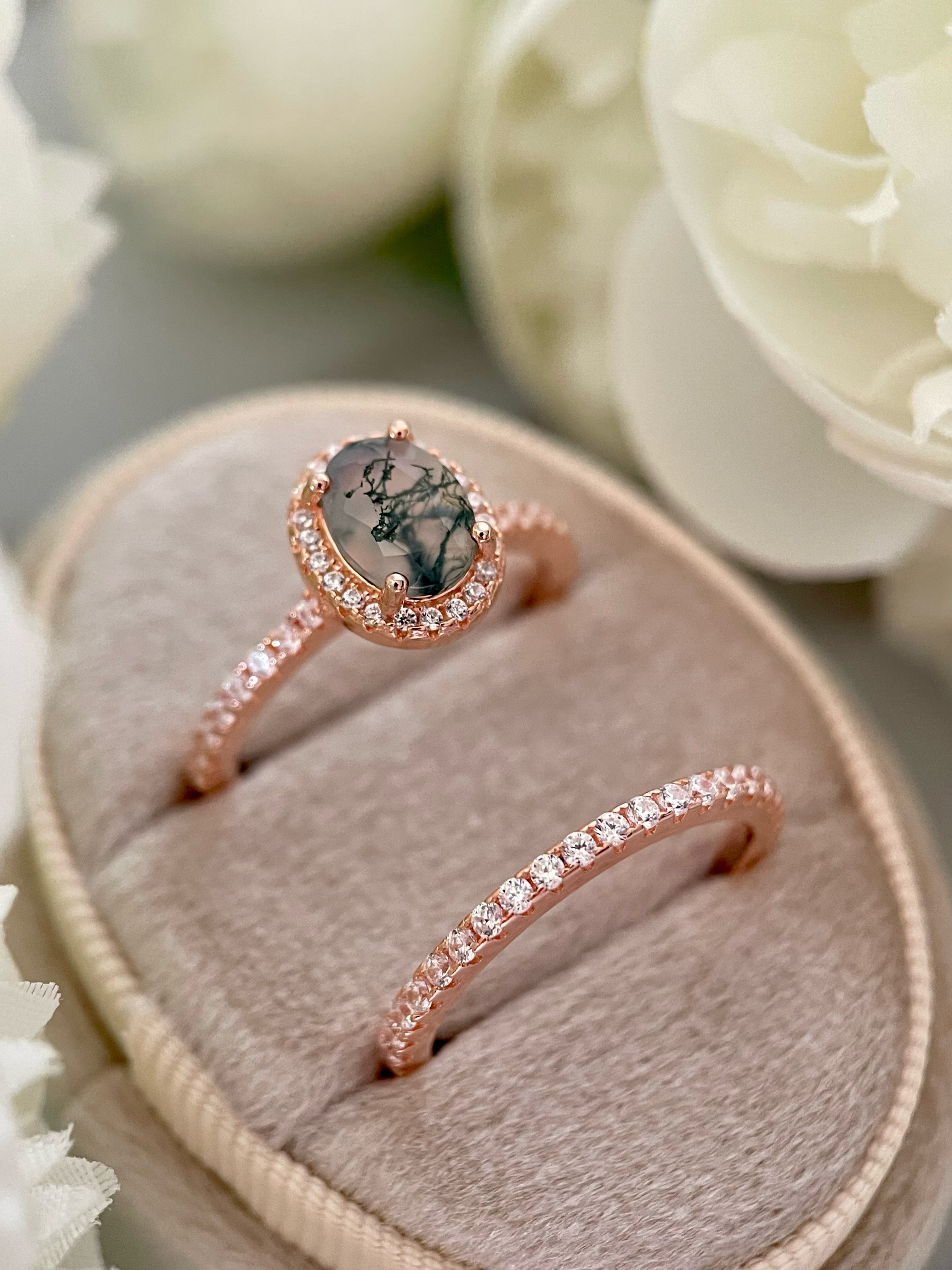 【Ensemble Enchanted Grovec】Ensemble unique de bagues de fiançailles en agate mousse naturelle faite à la main, 2 pièces, 1,5 ct, forme ovale