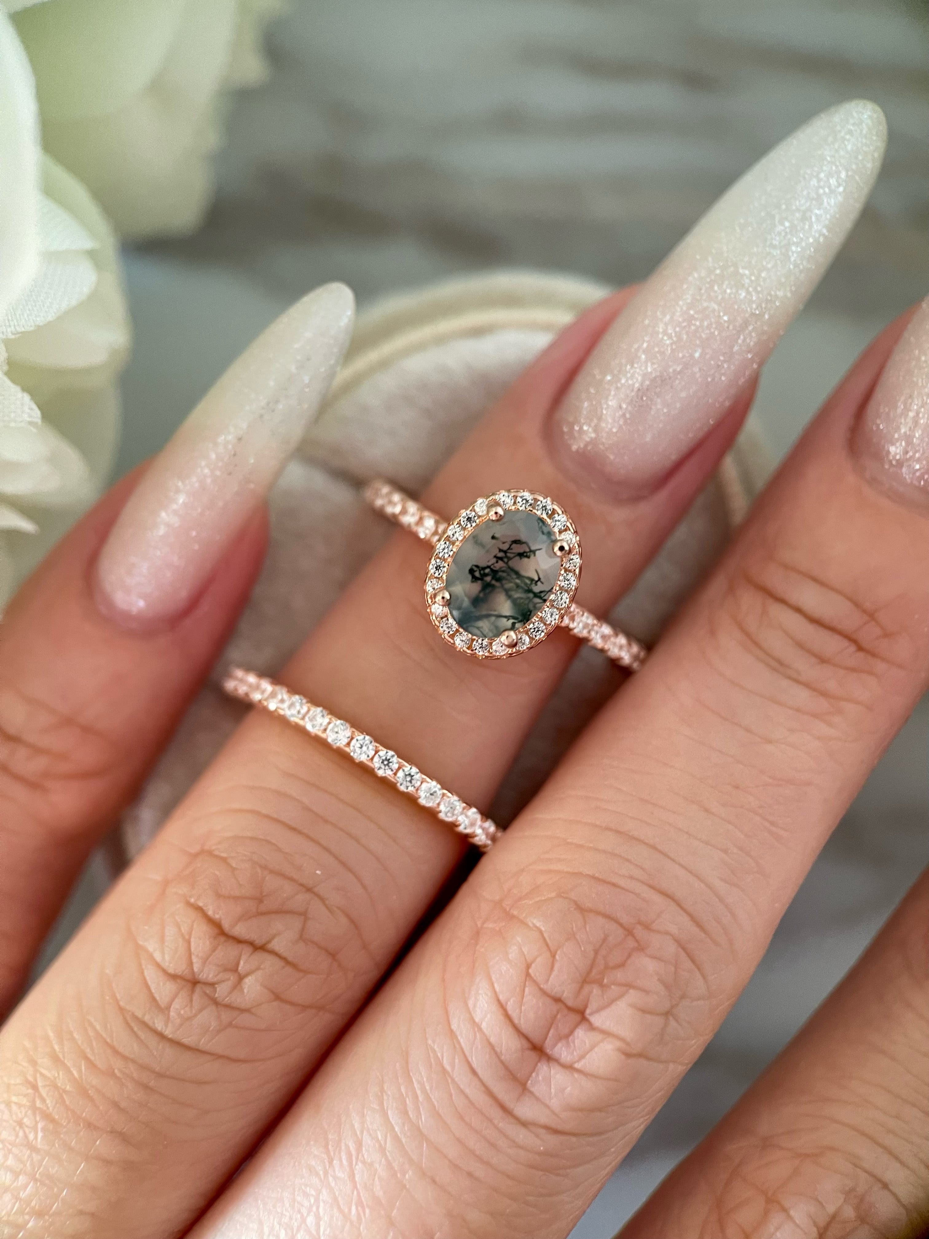 【Ensemble Enchanted Grovec】Ensemble unique de bagues de fiançailles en agate mousse naturelle faite à la main, 2 pièces, 1,5 ct, forme ovale