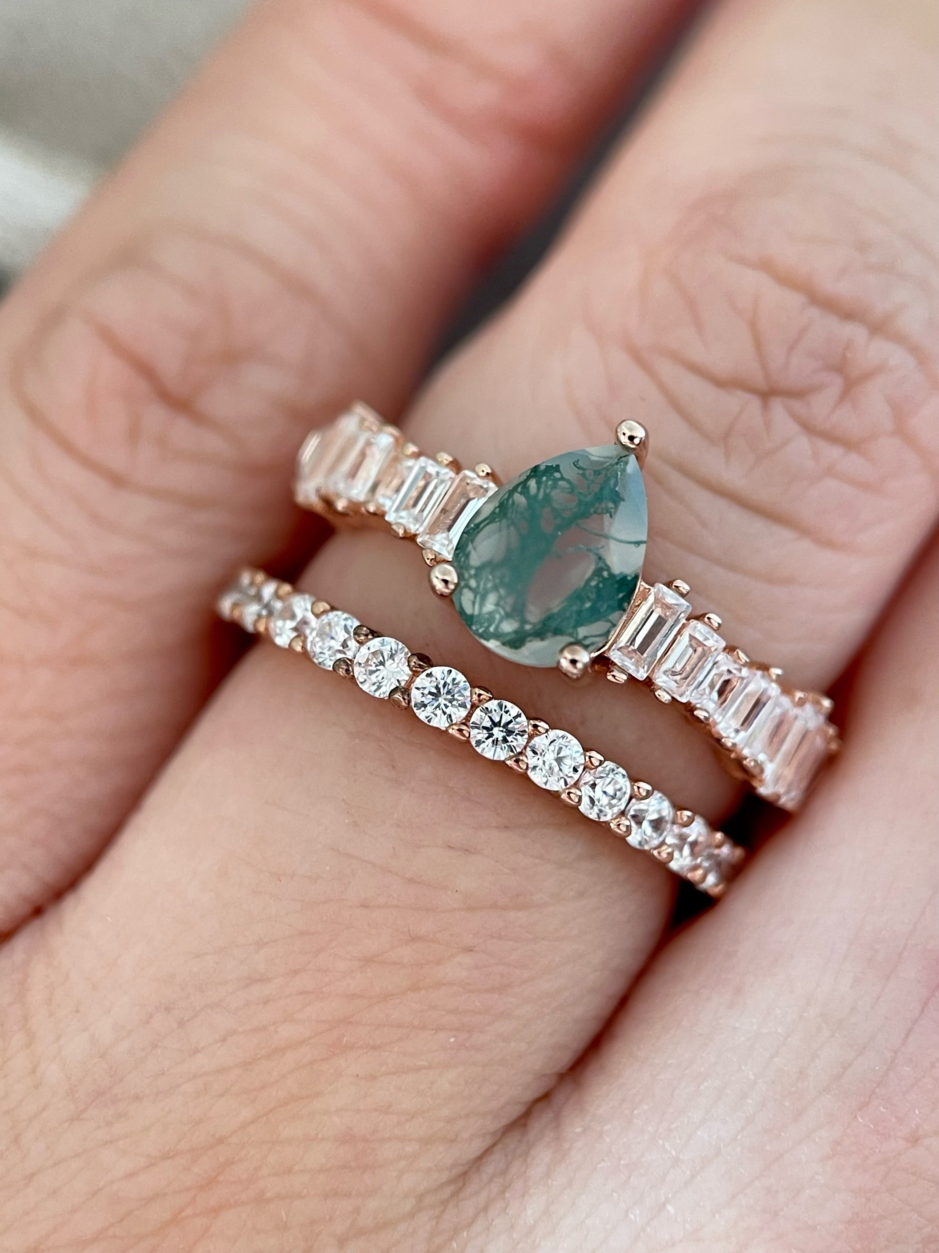 【Dewdrop Canopy Set】Unique Handmade Natural Moss Agate Engagement Ring Set 2pcs 0.8ct Pear Shape