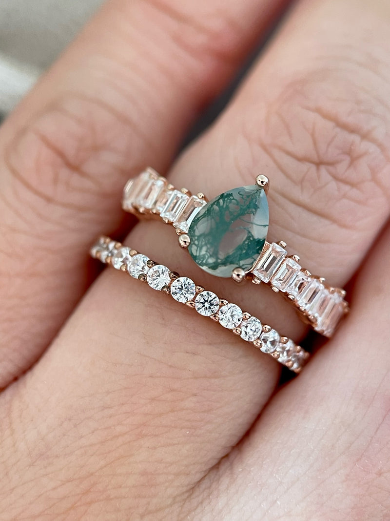 【Dewdrop Canopy Set】Unique Handmade Natural Moss Agate Engagement Ring Set 2pcs 0.8ct Pear Shape