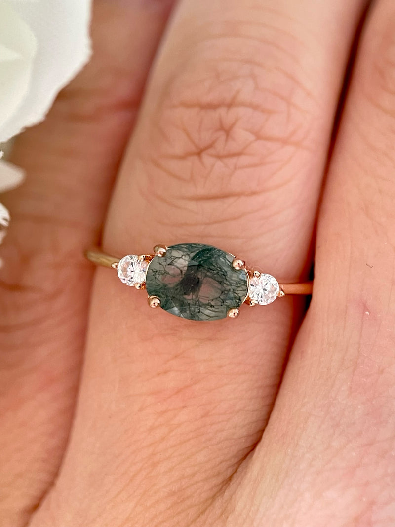 【Voile éthéré】Bague de fiançailles unique en agate mousse naturelle, faite main, de forme ovale, 1,5 ct