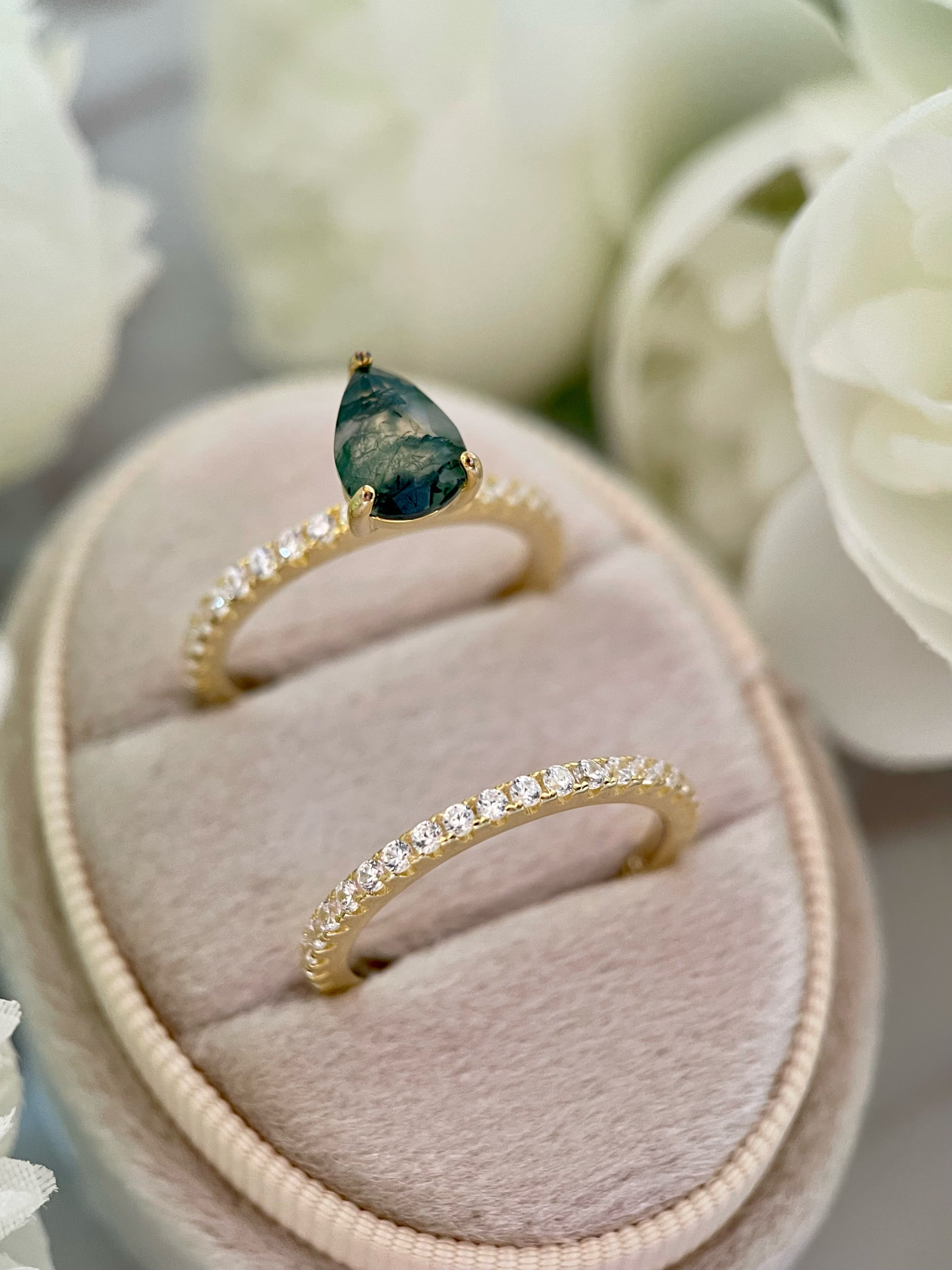 【Naiad Set】Unique Handmade Natural Moss Agate Engagement Ring Set 2pcs 0.8ct Pear Shape