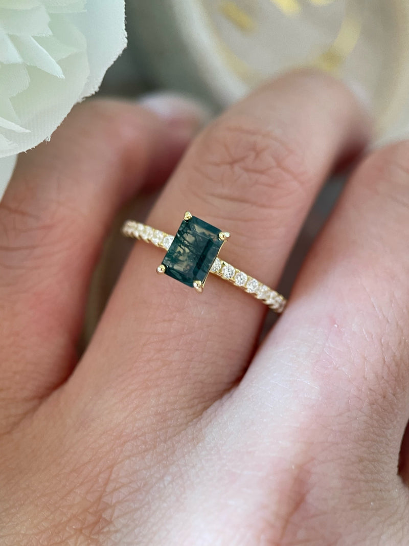 【Laguna】Bague de fiançailles unique en agate mousse naturelle, taillée en baguette, 1 carat, faite main.