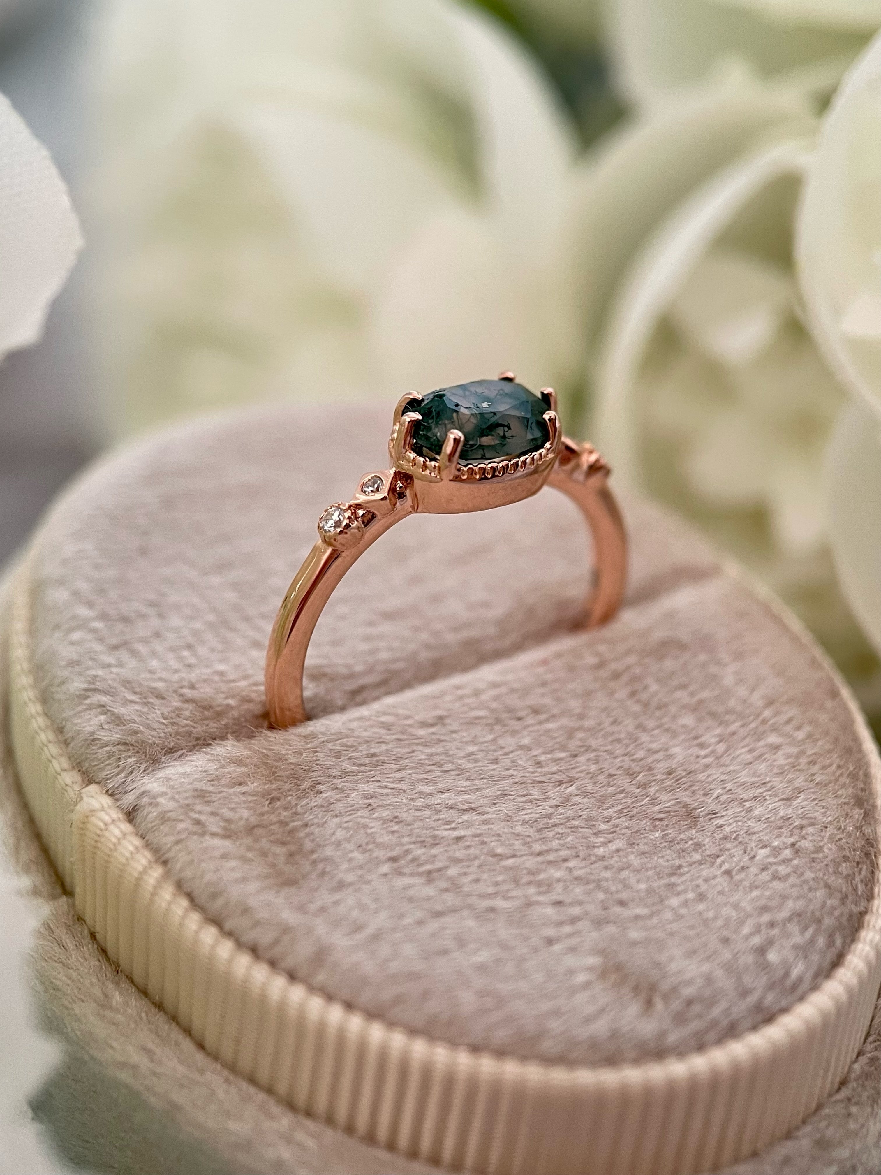 【The Still Pond】Unique Handmade Natural Moss Agate Engagement Ring 0.75ct Oval Cut