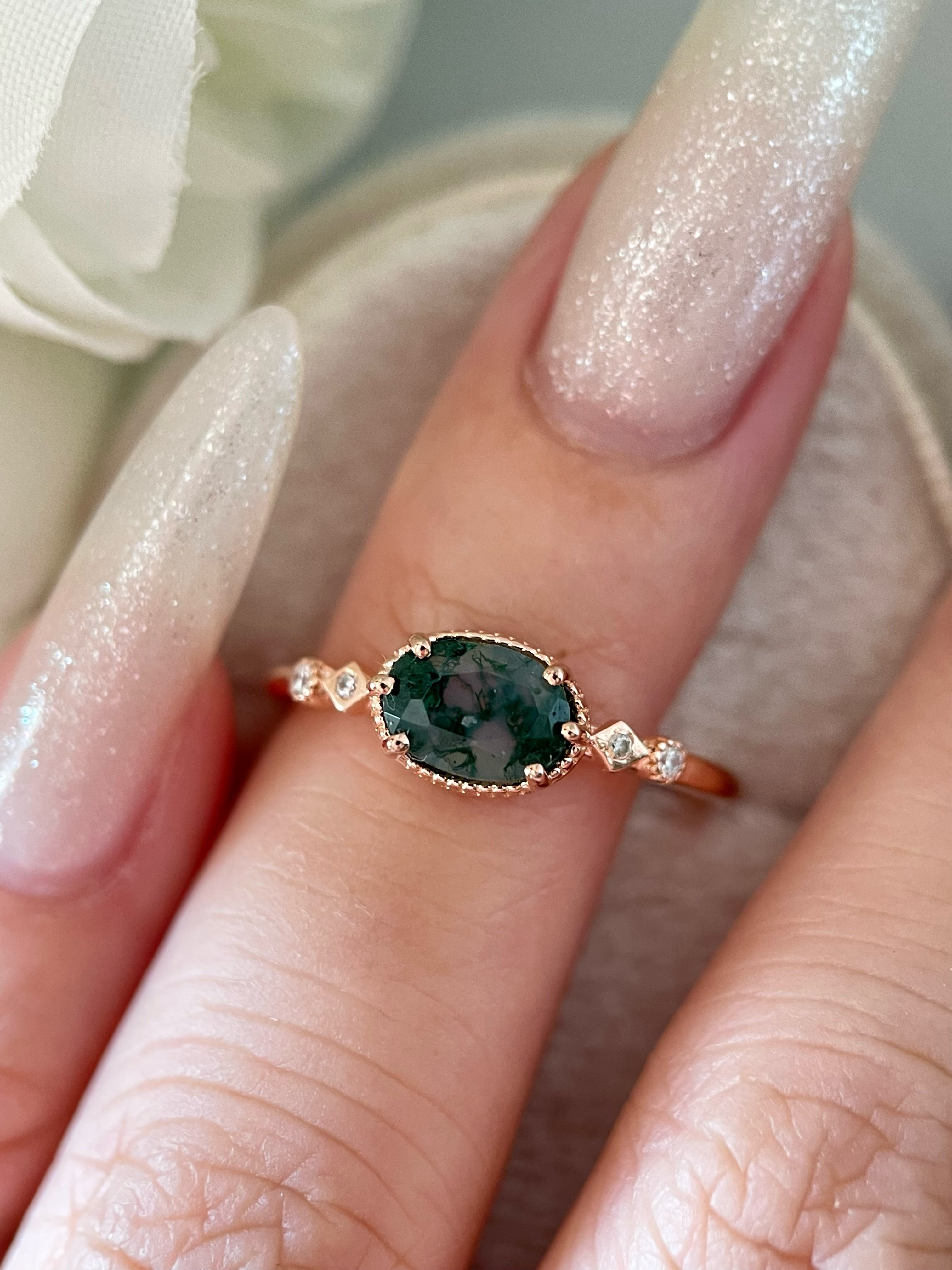 【The Still Pond】Unique Handmade Natural Moss Agate Engagement Ring 0.75ct Oval Cut