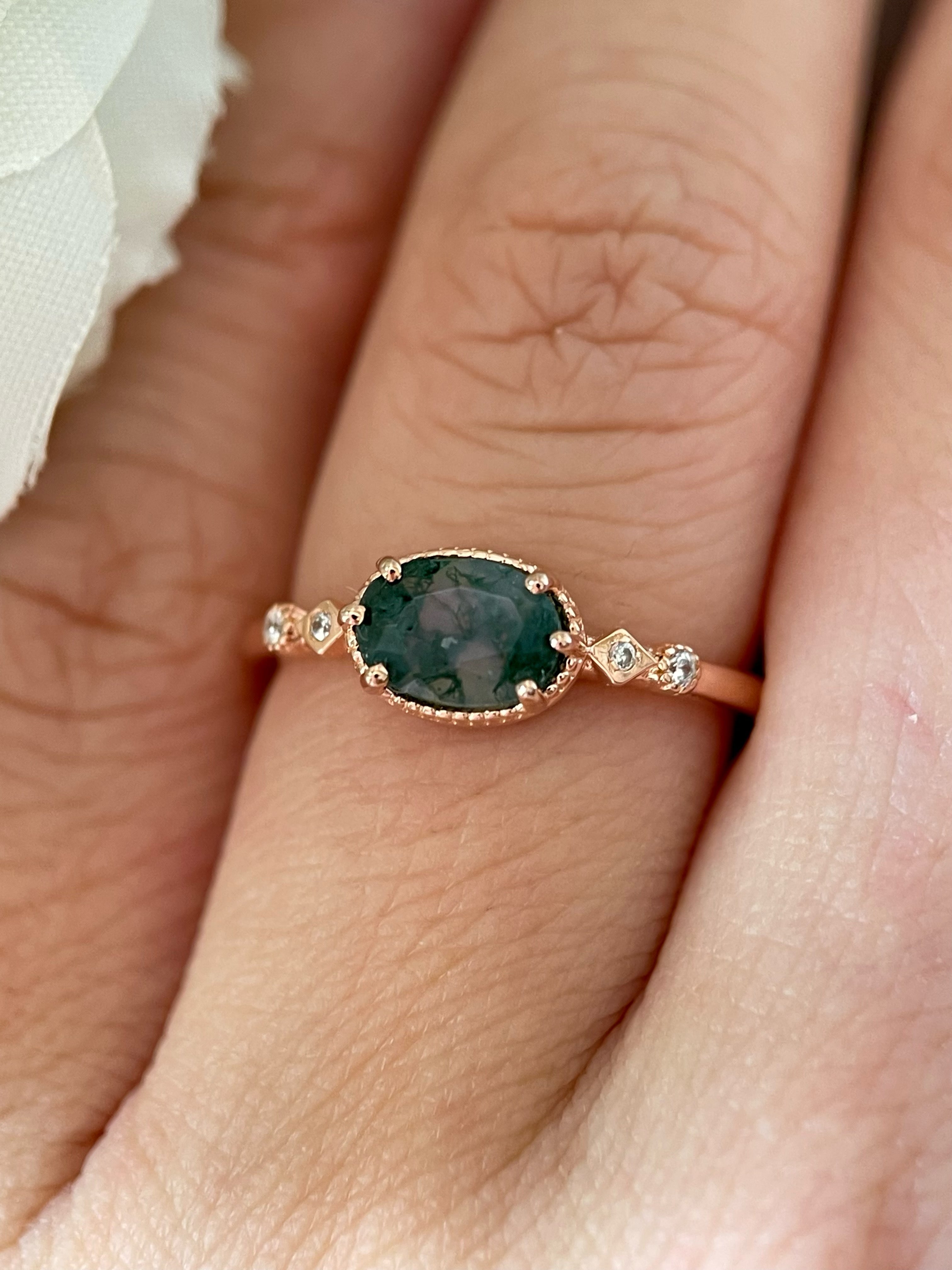 【The Still Pond】Unique Handmade Natural Moss Agate Engagement Ring 0.75ct Oval Cut