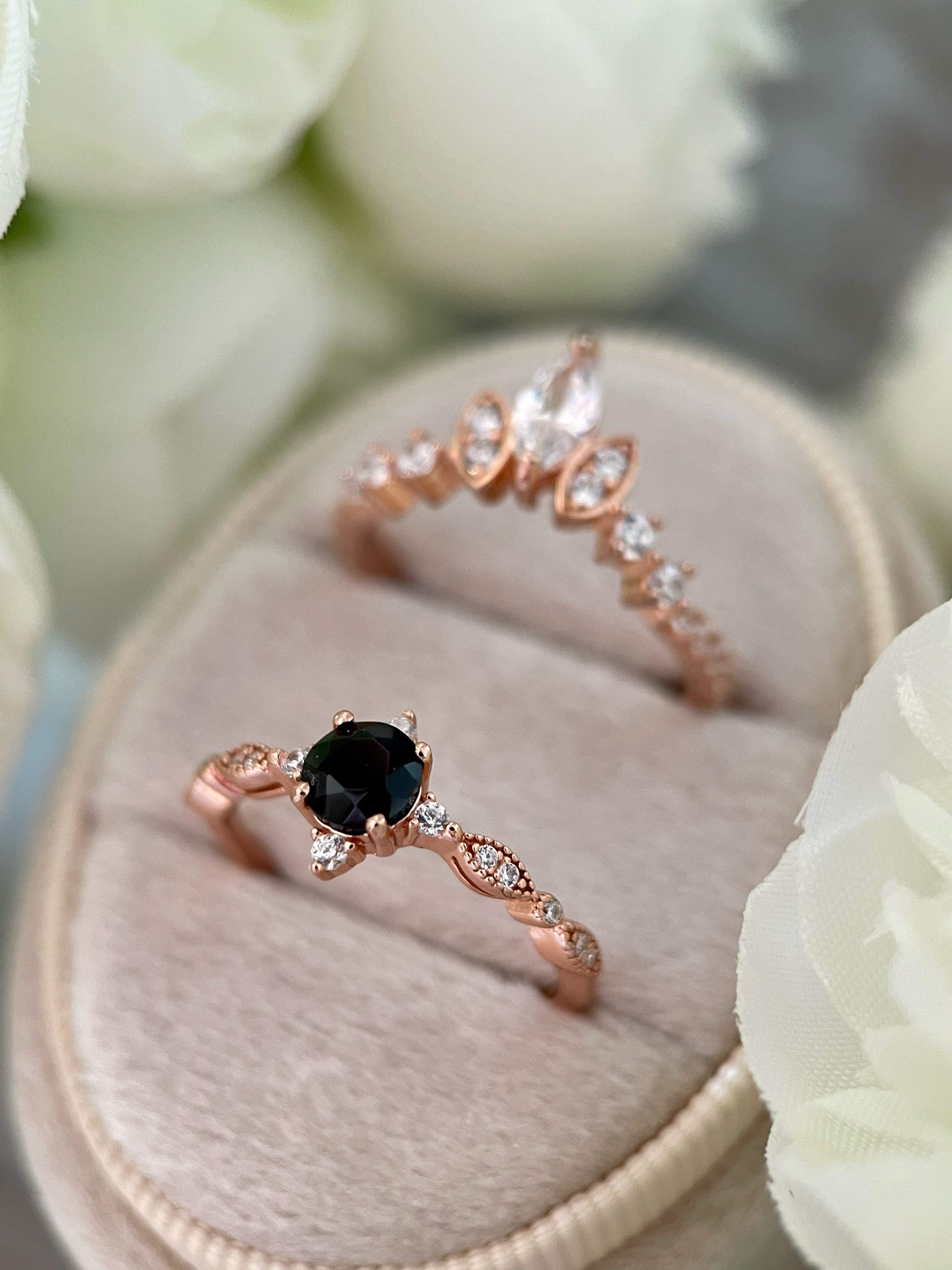 【Ensemble Nocturna】Ensemble de 2 bagues de fiançailles en onyx noir naturel fait main, forme ronde, 0,5 ct