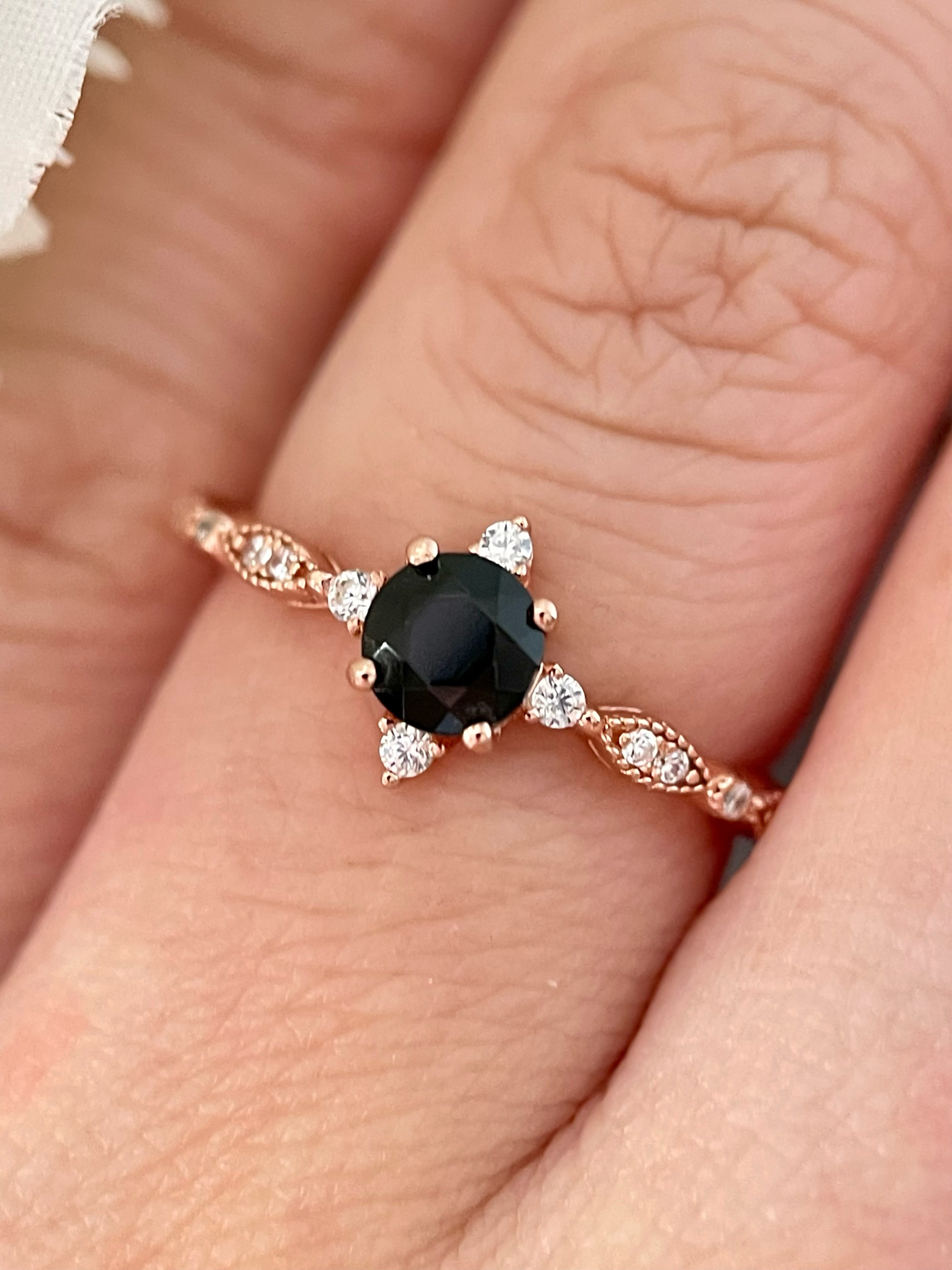 【Nocturna】Handmade Natural Black Onyx Engagement Ring 0.5ct Round Cut