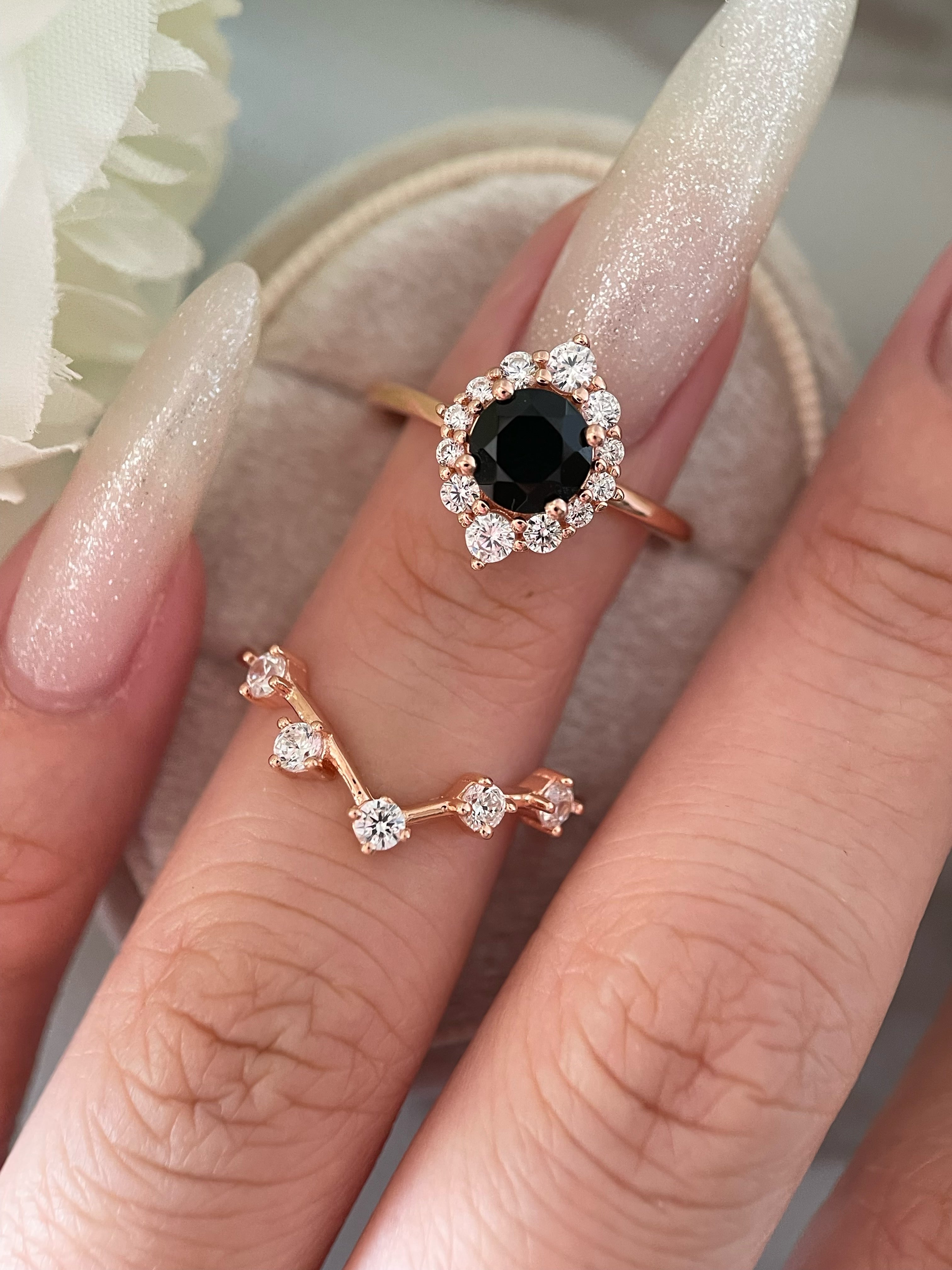 【Isolde Set】Unique Handmade Natural Black Onyx Engagement Ring Set 2pcs 0.8ct Round Cut