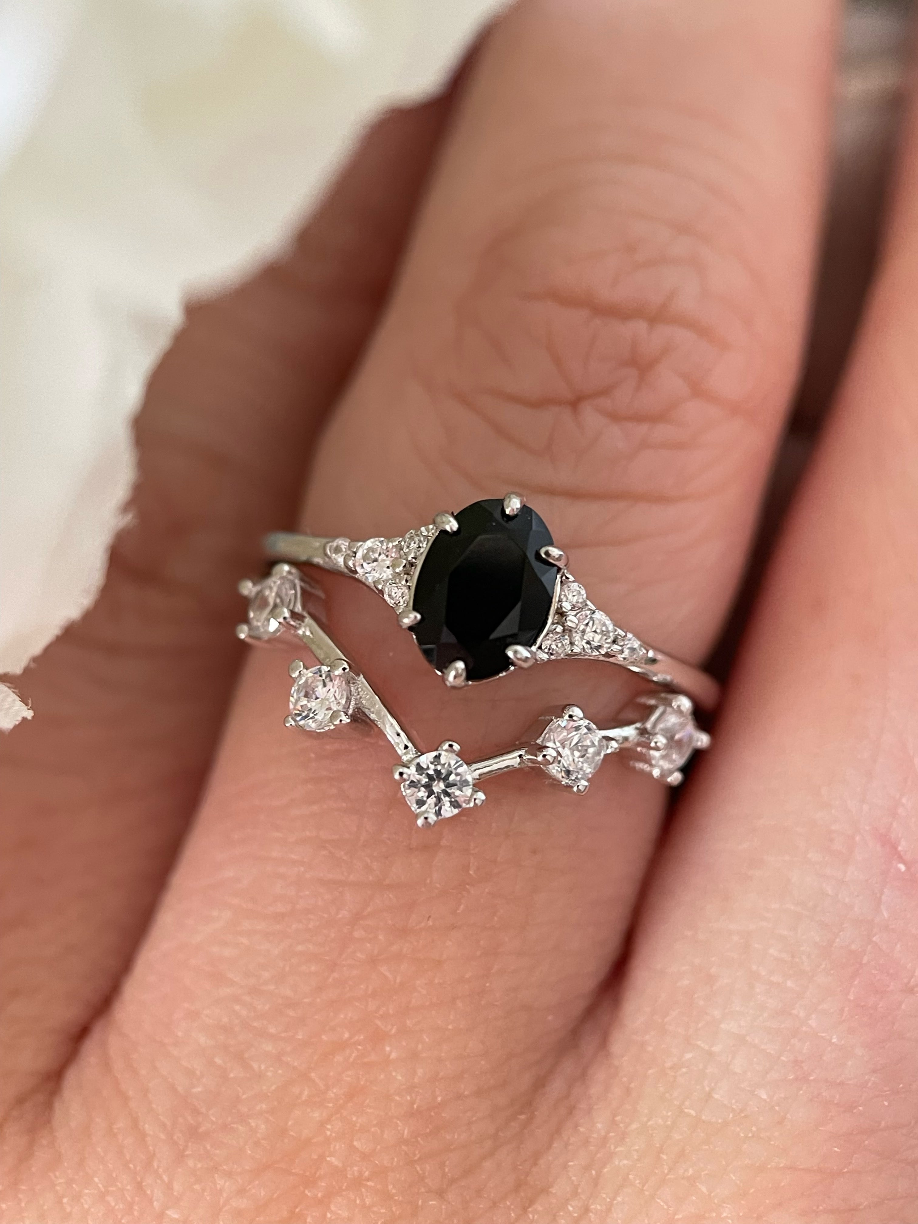 【Lyra Set】Handmade Natural Black Onyx Engagement Ring Set 2pcs 0.75ct Oval Cut