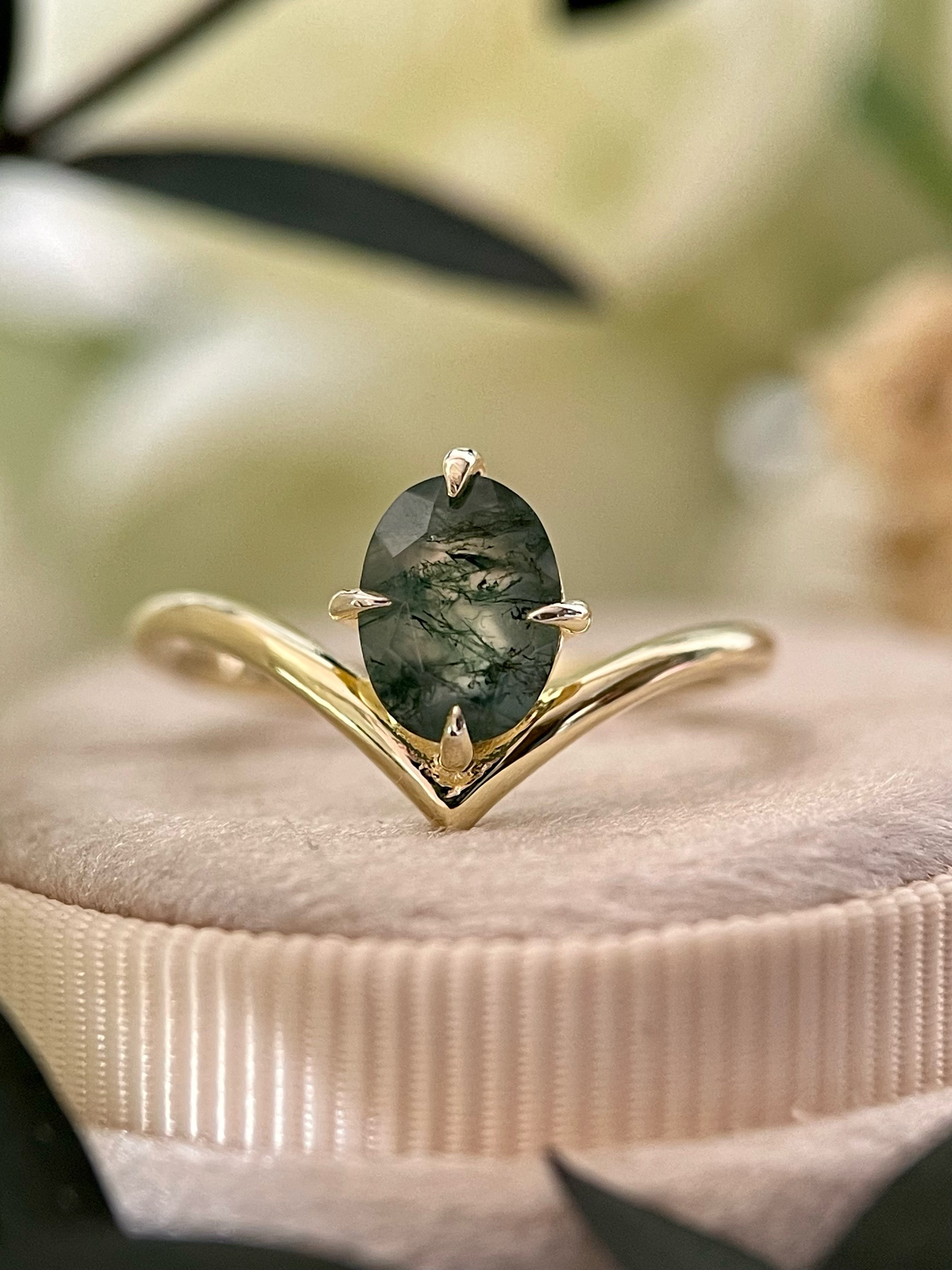 【JADE】Bague de fiançailles unique en agate mousse naturelle, faite à la main, de forme ovale, 1,5 carat