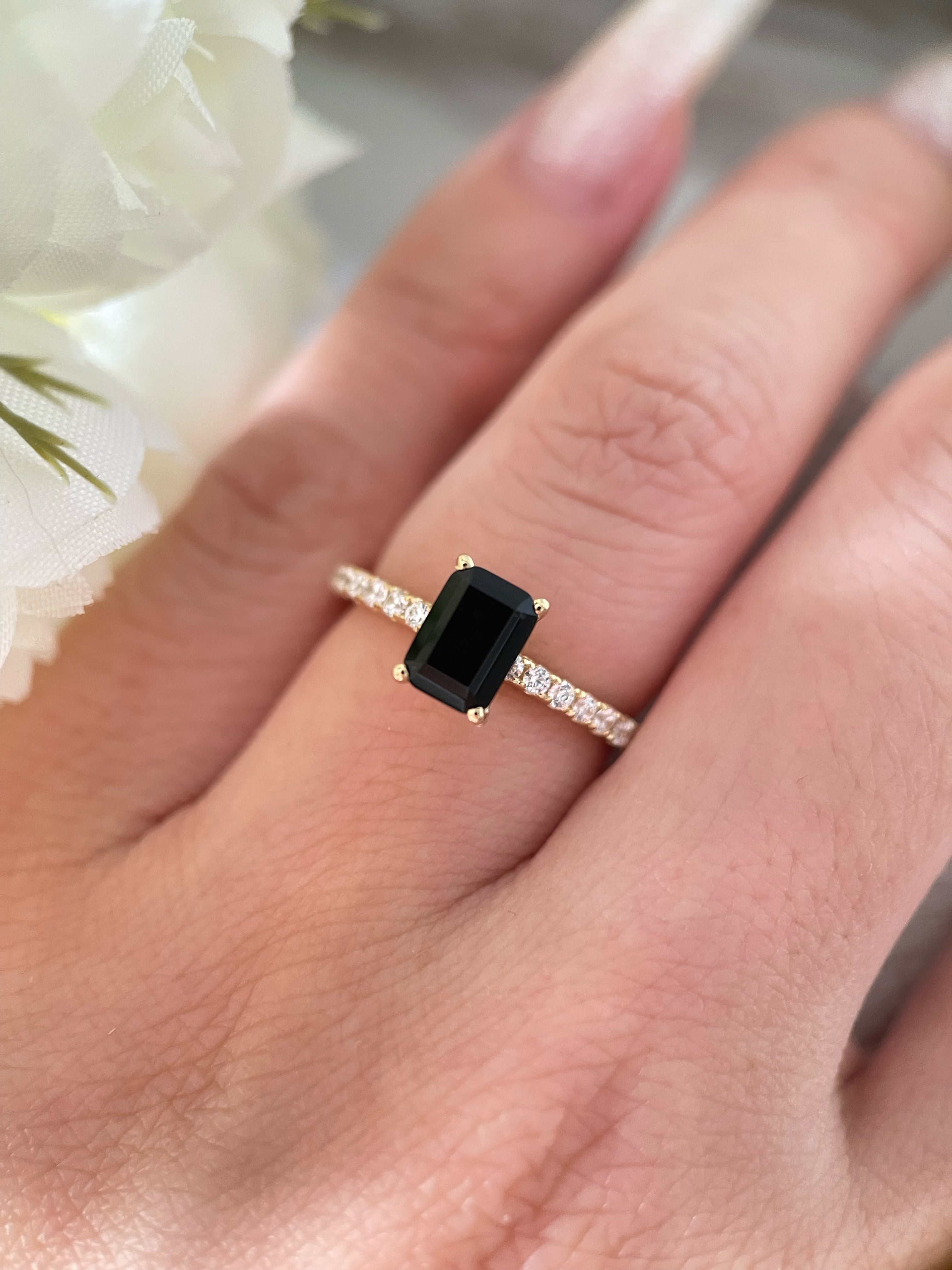 【Onyx Summetry】Handmade Natural Black Onyx Engagement Ring 1ct Emerald Cut