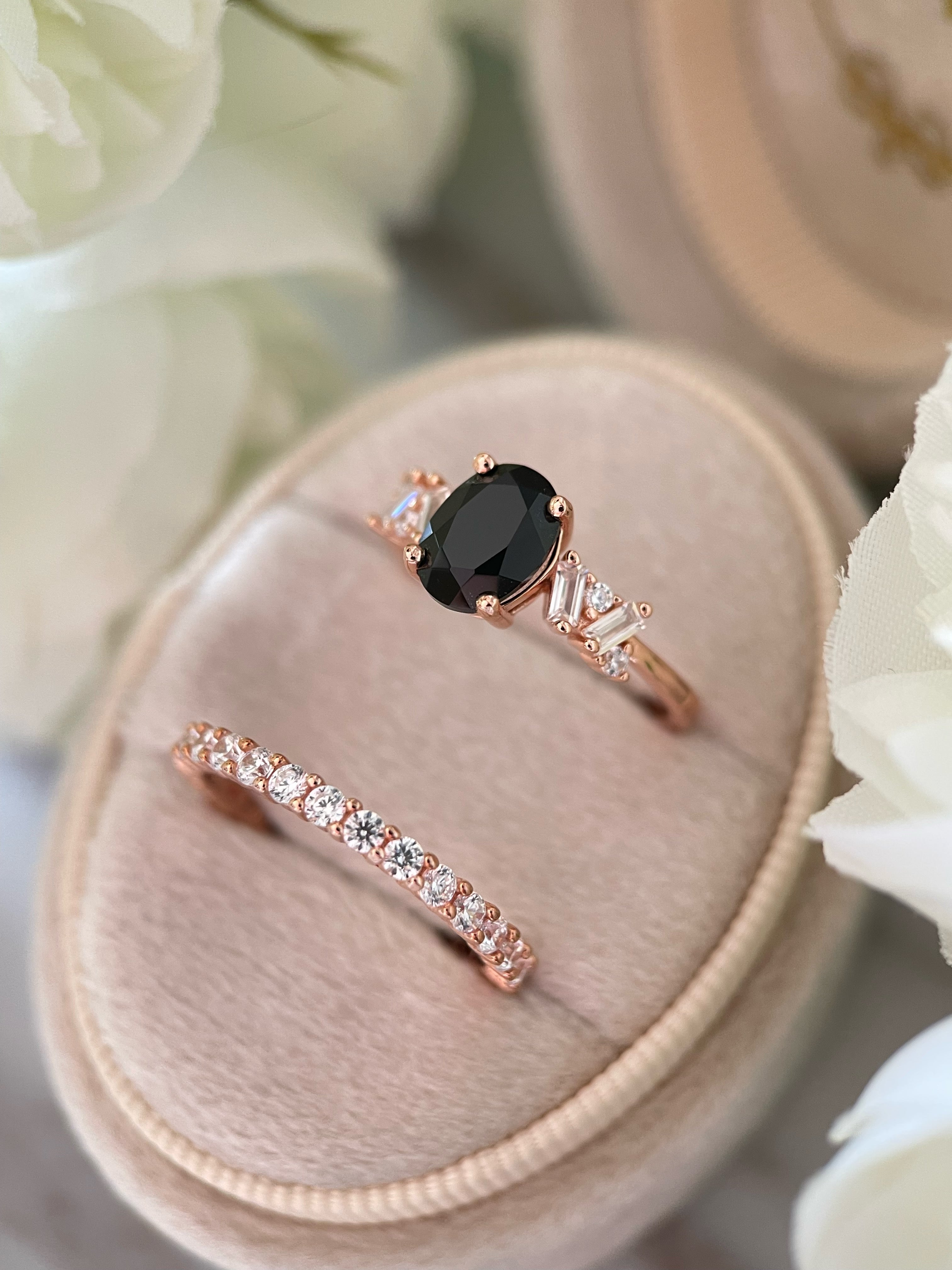 【Ensemble Eclipsa】Ensemble de 2 bagues de fiançailles ovales en onyx noir naturel fait main (1,5 ct).