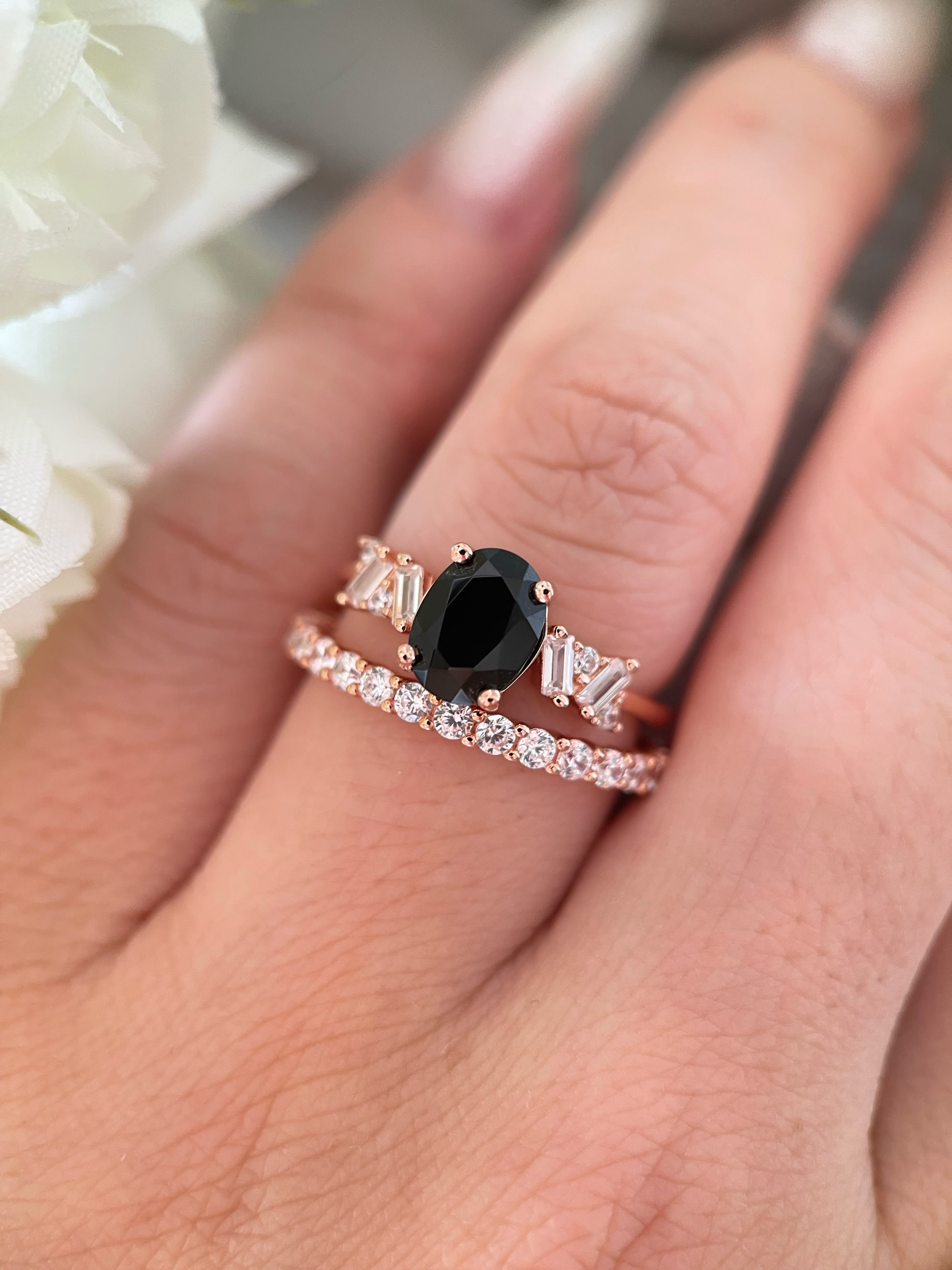 【Ensemble Eclipsa】Ensemble de 2 bagues de fiançailles ovales en onyx noir naturel fait main (1,5 ct).