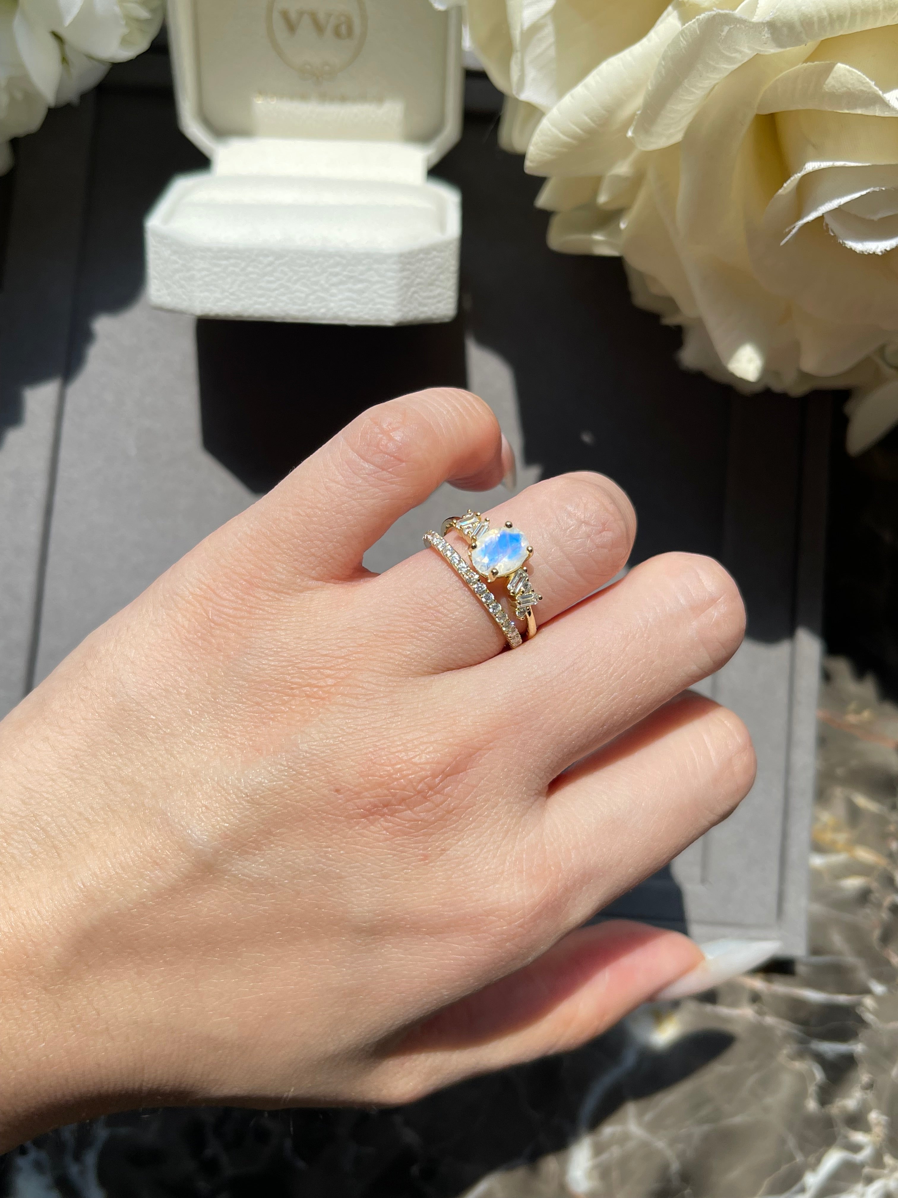 【Moonbeam Set】Unique Handmade Natural Blue Moonstone Engagement Ring Set 2pcs 1.5ct Oval Shape