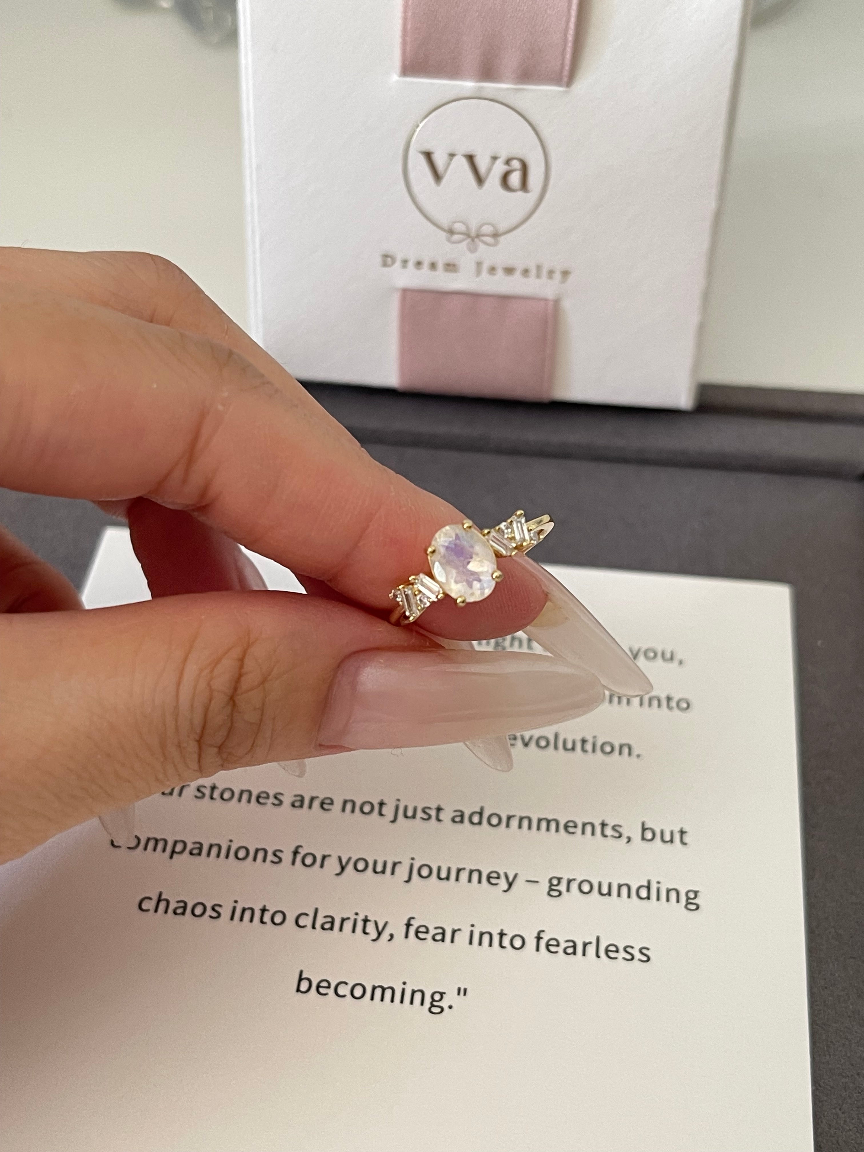 【Moonbeam Set】Unique Handmade Natural Blue Moonstone Engagement Ring Set 2pcs 1.5ct Oval Shape