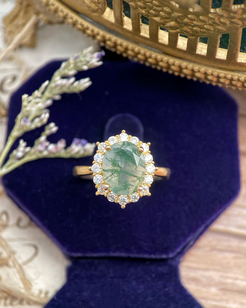 【Morrigan】 Bague de fiançailles unique, faite main, en agate mousse verte naturelle de forme ovale, 3 carats 