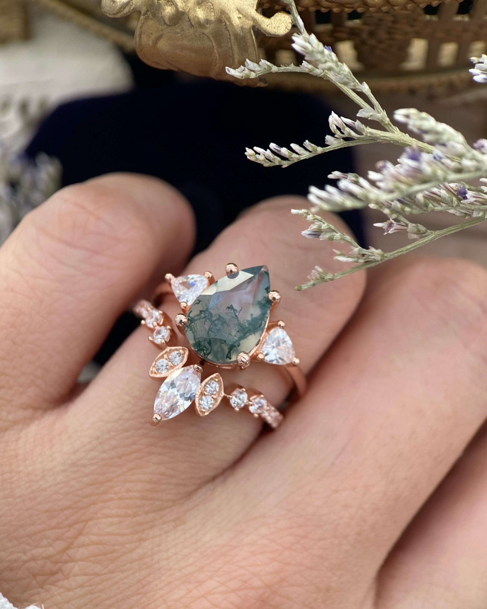 【ENSEMBLE NOISETTE】Ensemble de 2 bagues de fiançailles uniques, faites à la main, en agate mousse naturelle, 3 carats, forme poire