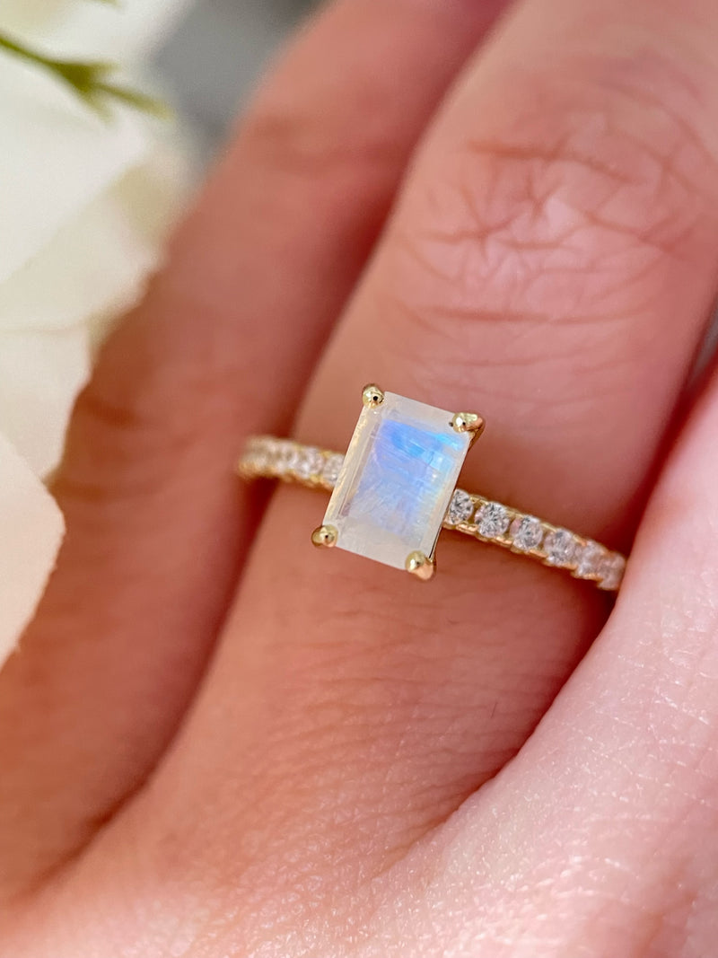 【Iris】Bague de fiançailles unique, faite main, en pierre de lune bleue naturelle de 1 carat, taille baguette