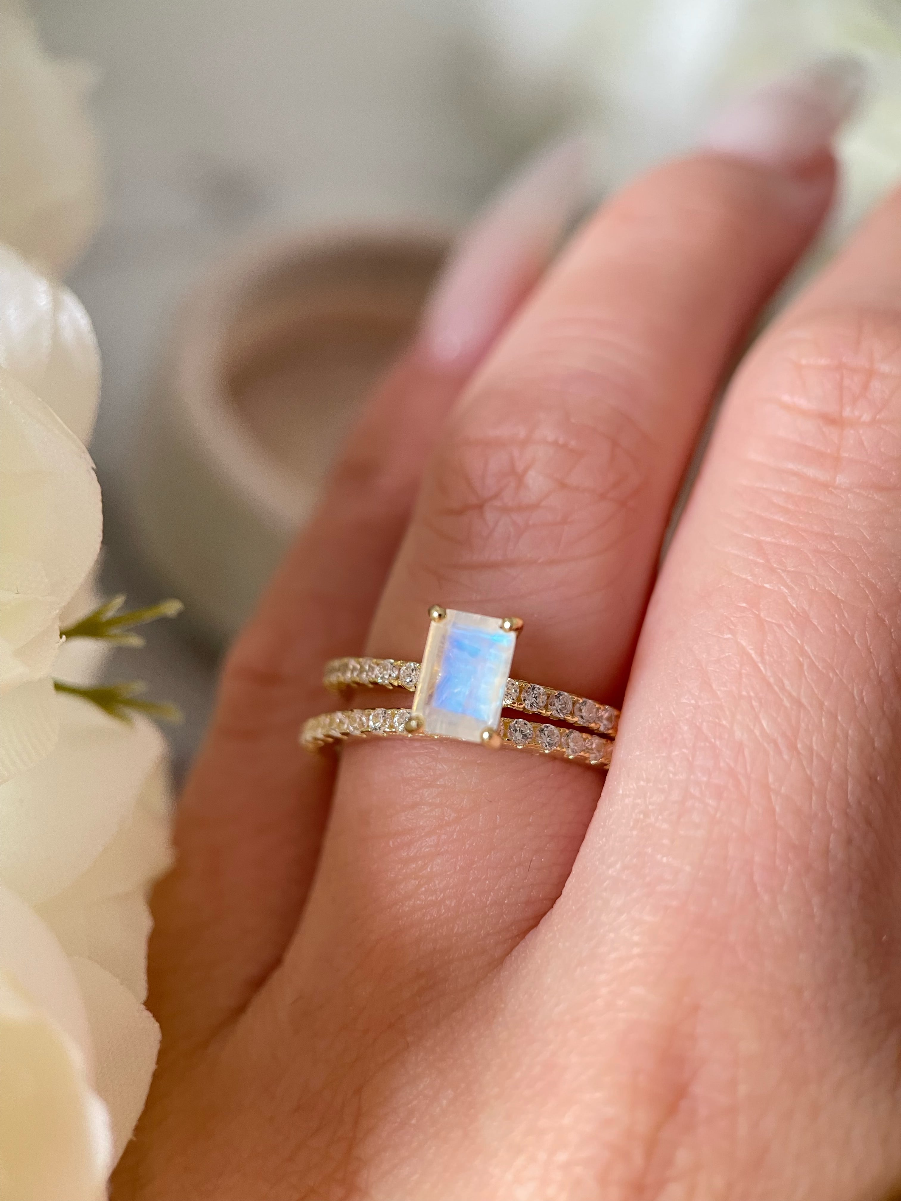 【Iris Set】Unique Handmade Natural Blue Moonstone Engagement Ring Set 2pcs 1ct Emerald Cut