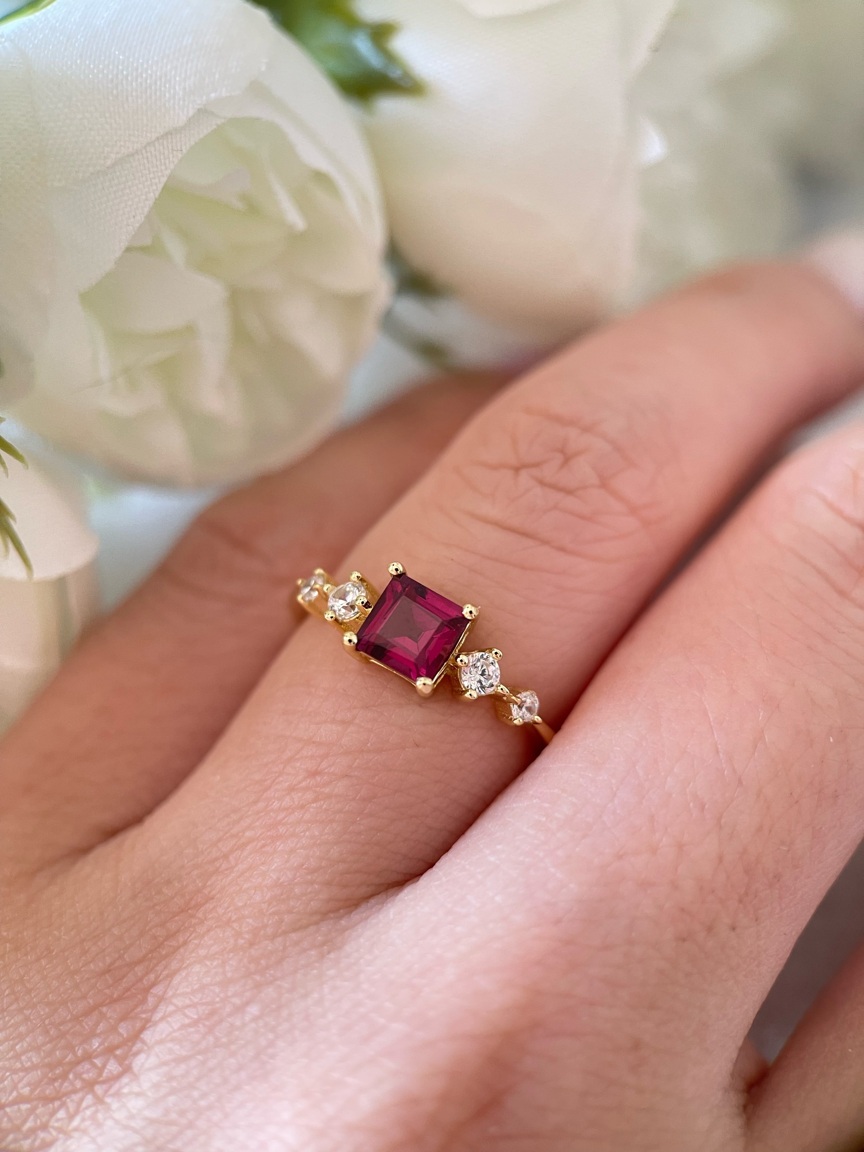 【Rosalind】Unique Handmade Natural Rhodolite Garnet Engagement Ring 0.75ct Princess Cut