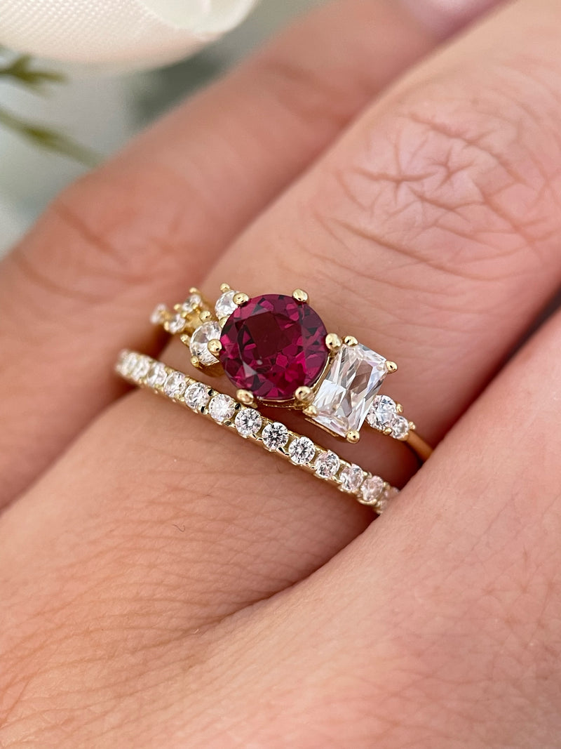 【Amaranth Set】Unique Handmade Natural Rhodolite Garnet Engagement Ring Set 2pcs 0.8ct Round Cut