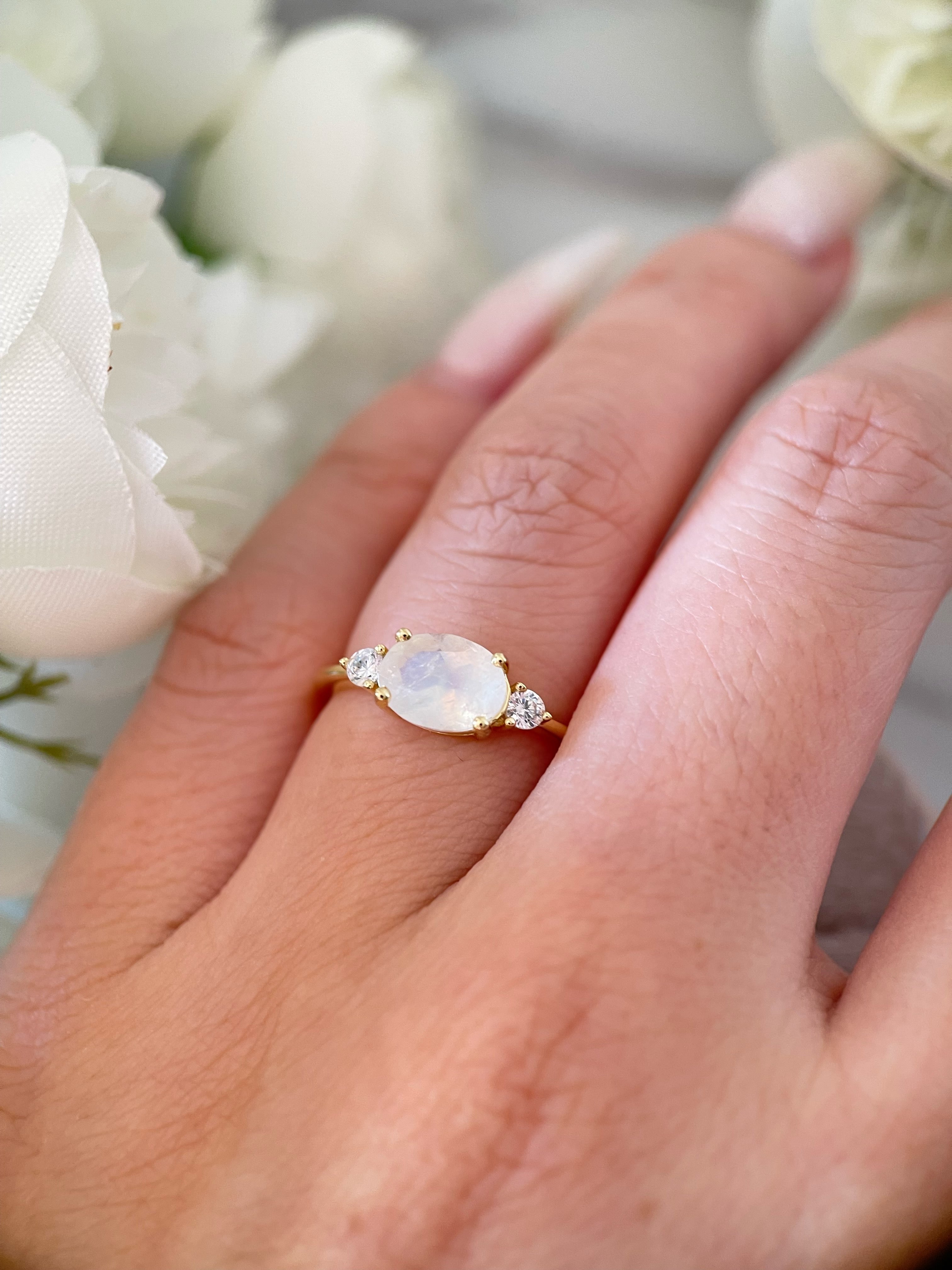 【Lunette】Unique Handmade Natural Blue Moonstone Engagement Ring Set Oval Cut