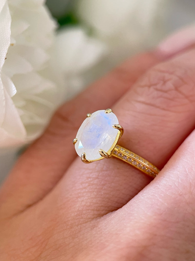 【Astral】Bague de fiançailles unique, faite main, en pierre de lune bleue naturelle de 3 carats, forme ovale