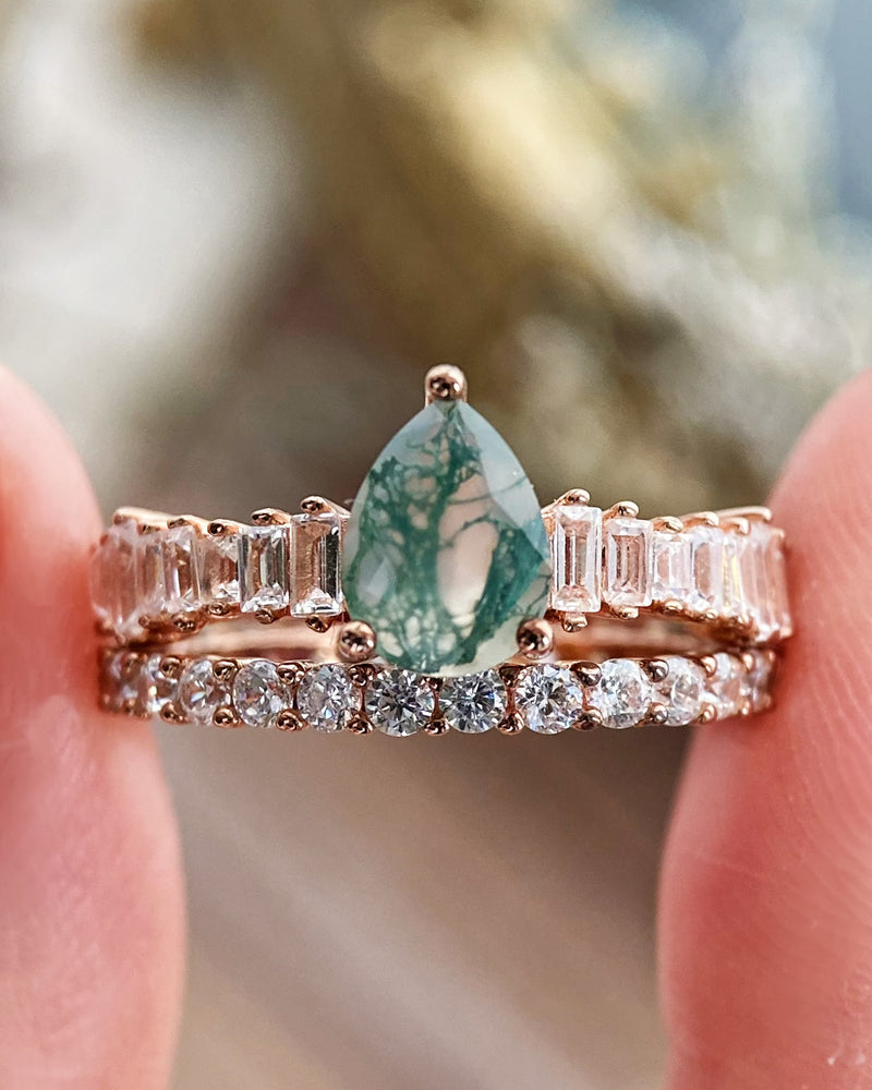 Dewdrop Canopy Set | Unique Handmade Natural Moss Agate Engagement Ring Set 2pcs 0.8ct Pear Shape