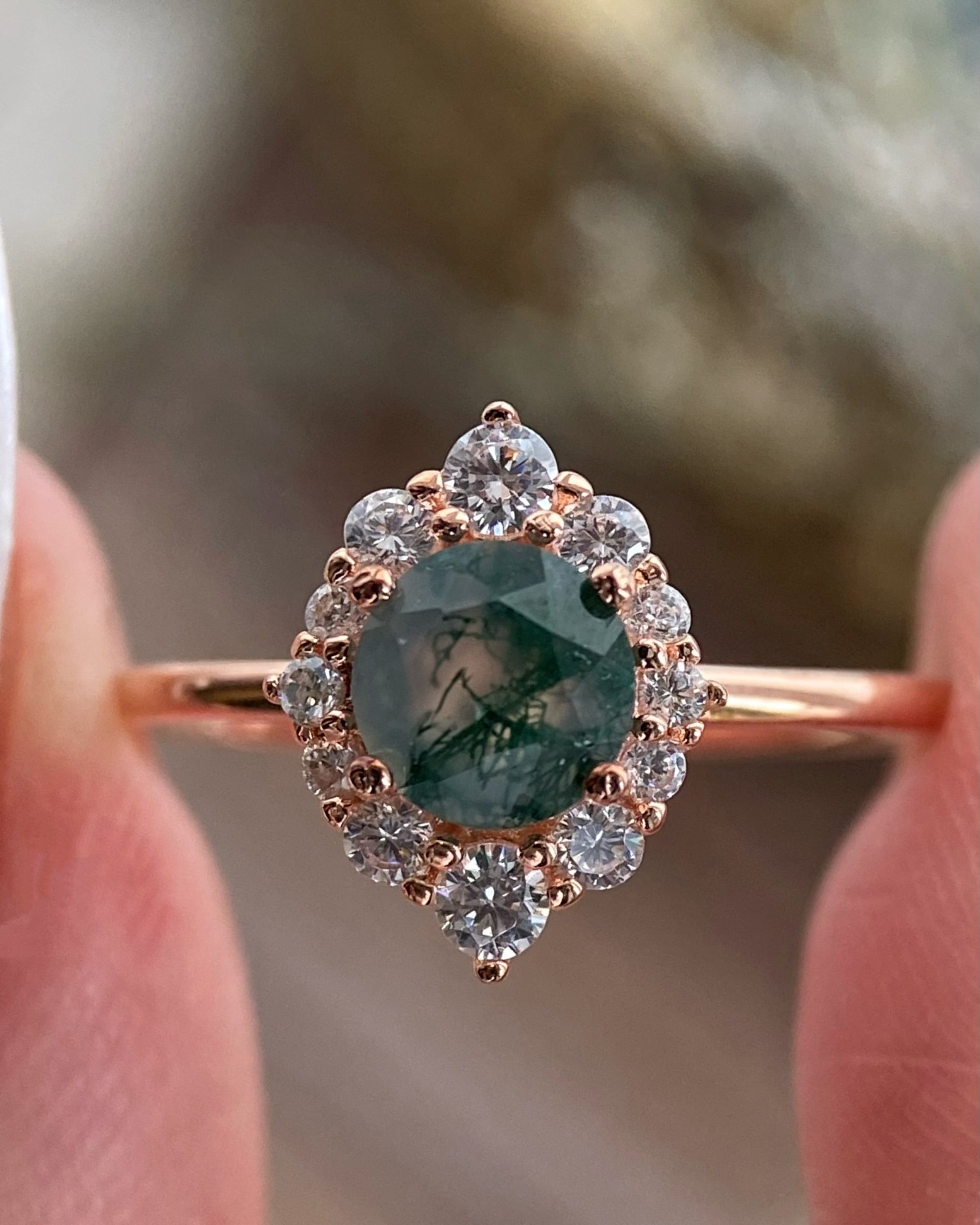 【Sylvana】Unique Handmade Natural Moss Agate Engagement Ring 0.8ct Round Cut