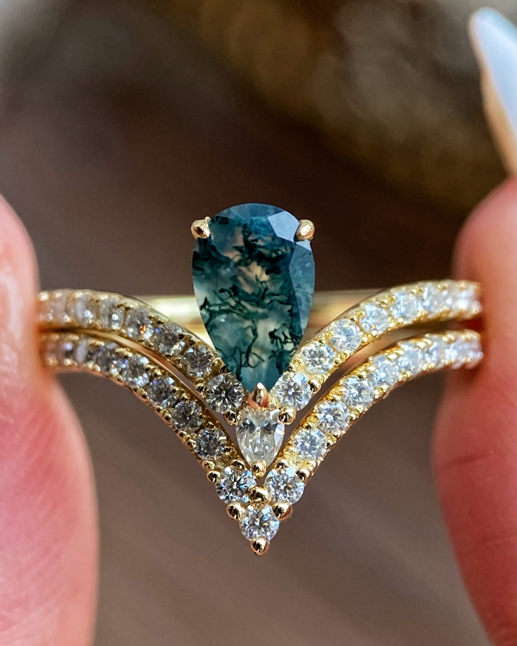 Mossgard | Unique Handmade Natural Moss Agate Engagement Ring Set 2pcs 0.7ct Pear Shape