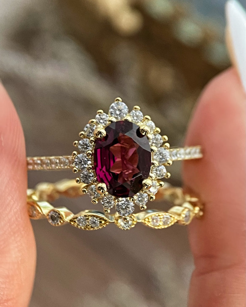 【Ensemble Valencia】 Bague de fiançailles artisanale en grenat rhodolite naturel, 2 pièces, 1,5 ct, forme ovale