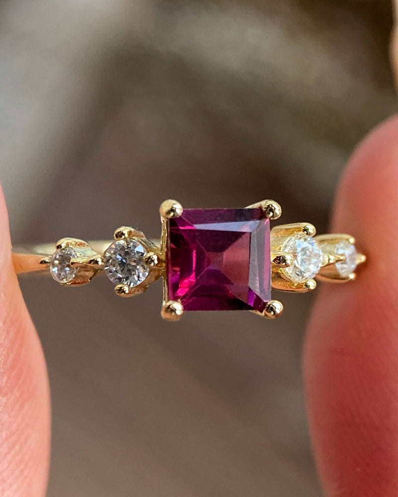 【Rosalind】Unique Handmade Natural Rhodolite Garnet Engagement Ring 0.75ct Princess Cut