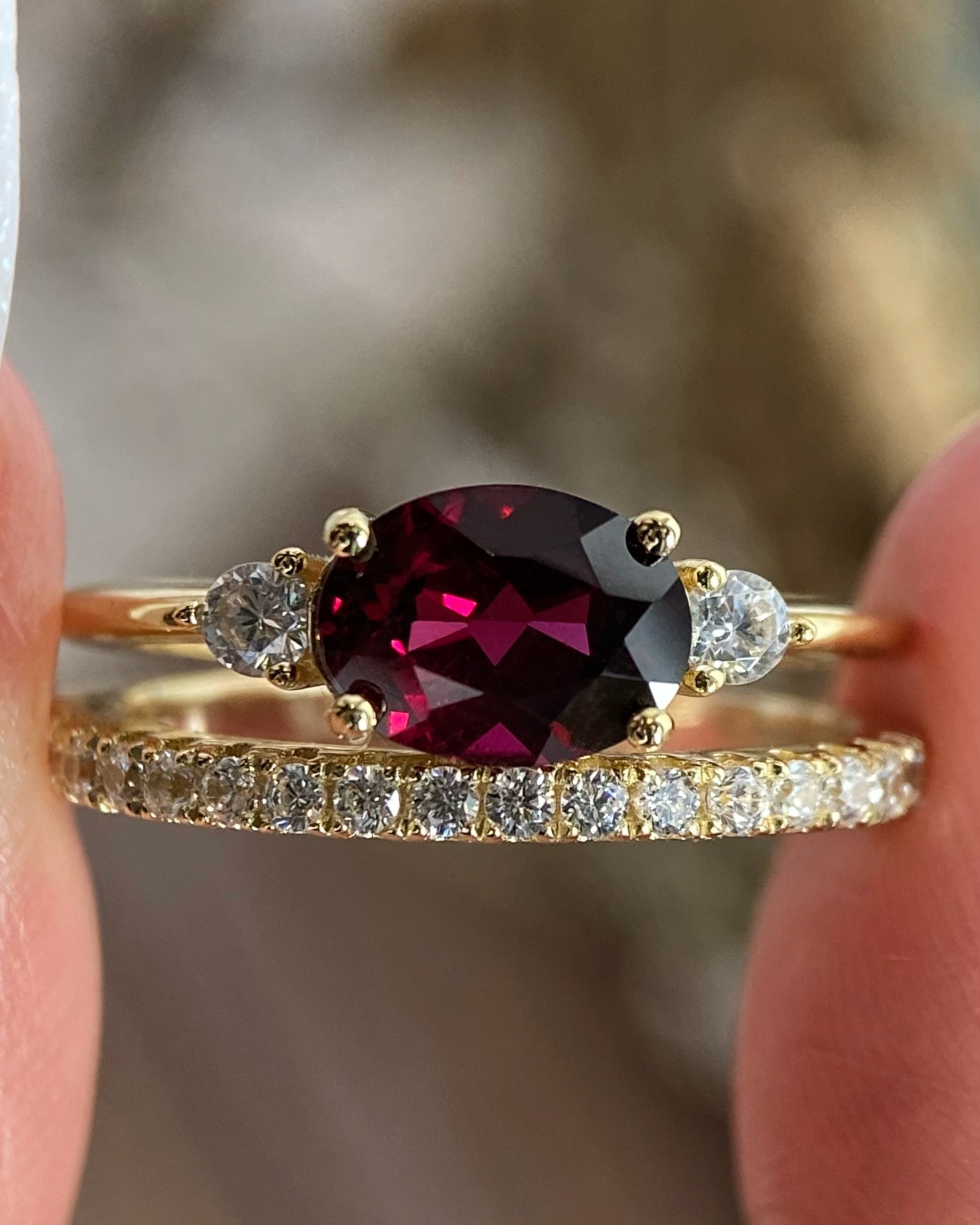 【Rubicund Ember Set】Unique Handmade Natural Rhodolite Garnet Engagement Ring Set 2pcs 1.5ct Oval Cut