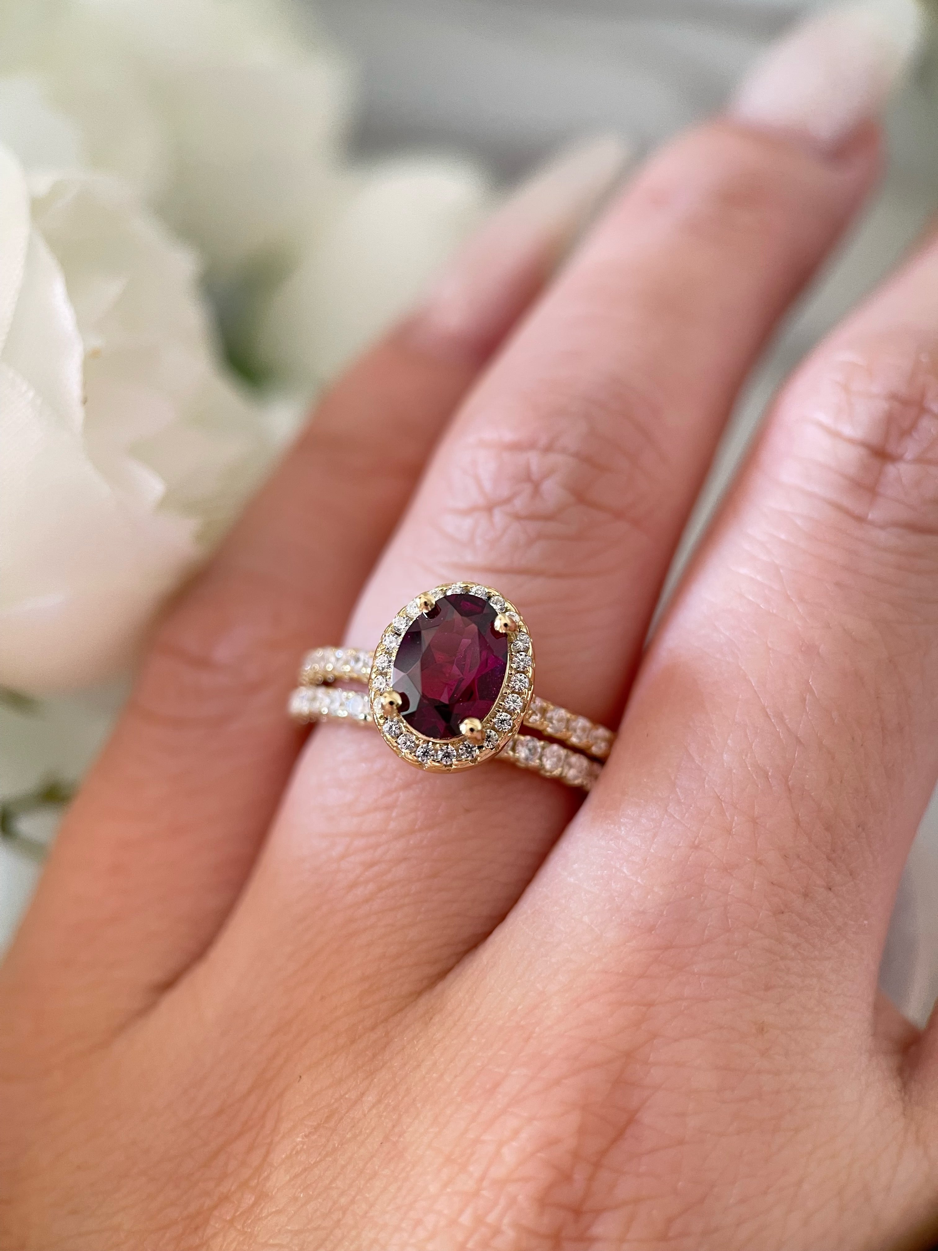 【Amara Cascade Set】Unique Handmade Natural Rhodolite Garnet Engagement Ring Set 2pcs 1.5ct Oval Cut