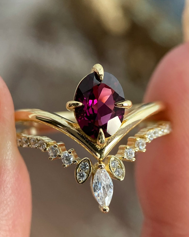【REGINA SET】Handmade Natural Rhodolite Garnet Engagement Ring Set 2pcs Oval Cut 1.5ct