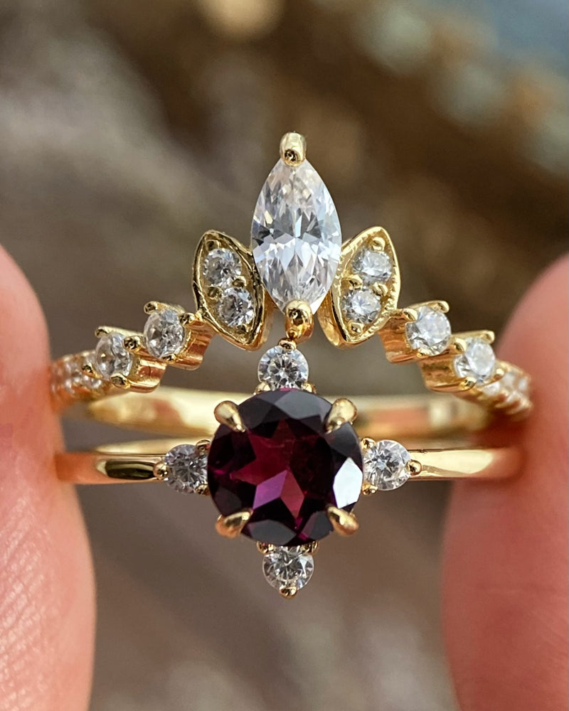 【FREYA SET】Unique Handmade Natural Rhodolite Garnet Engagement Ring Set 2pcs Round Cut 0.8ct