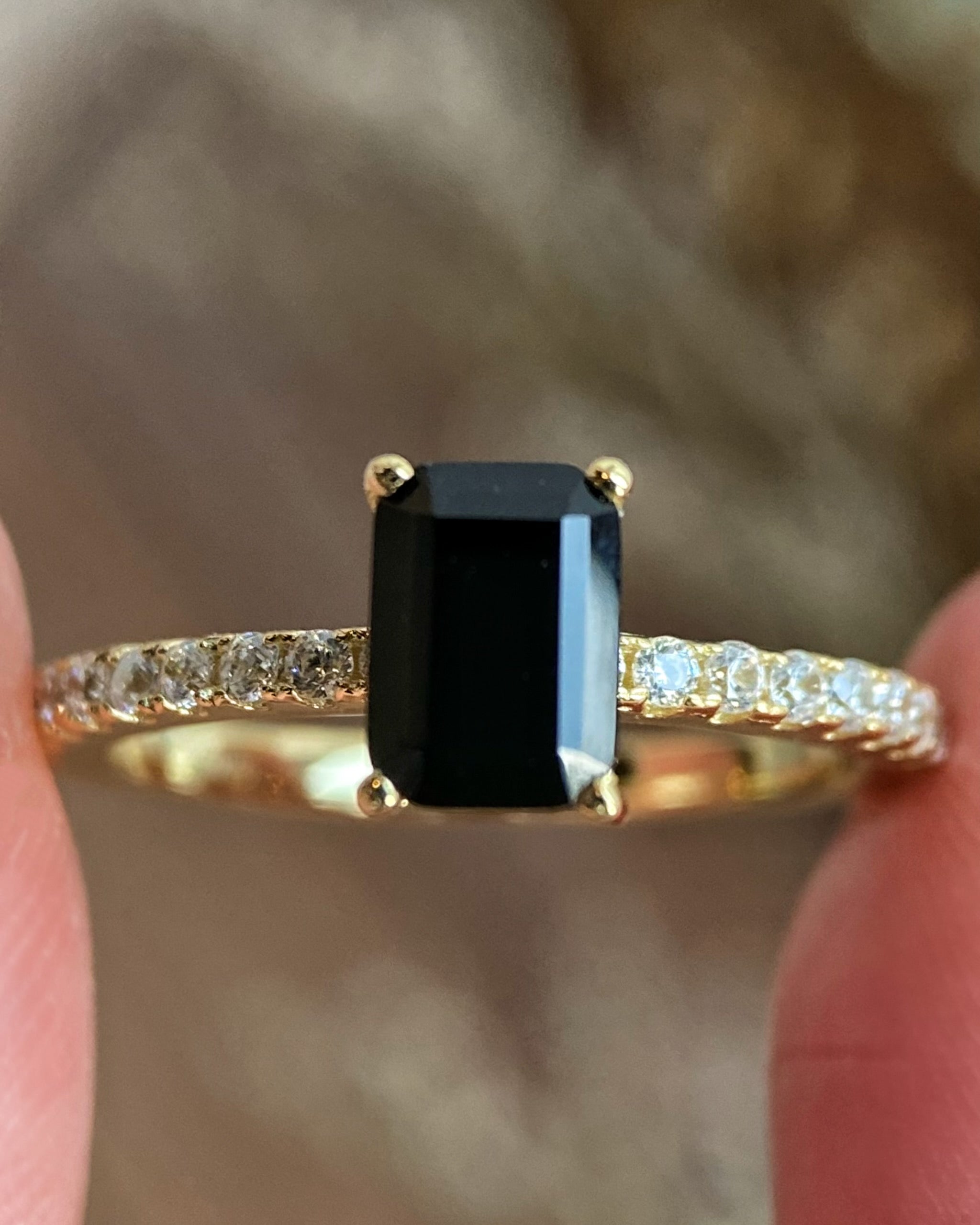 【Onyx Summetry】Handmade Natural Black Onyx Engagement Ring 1ct Emerald Cut