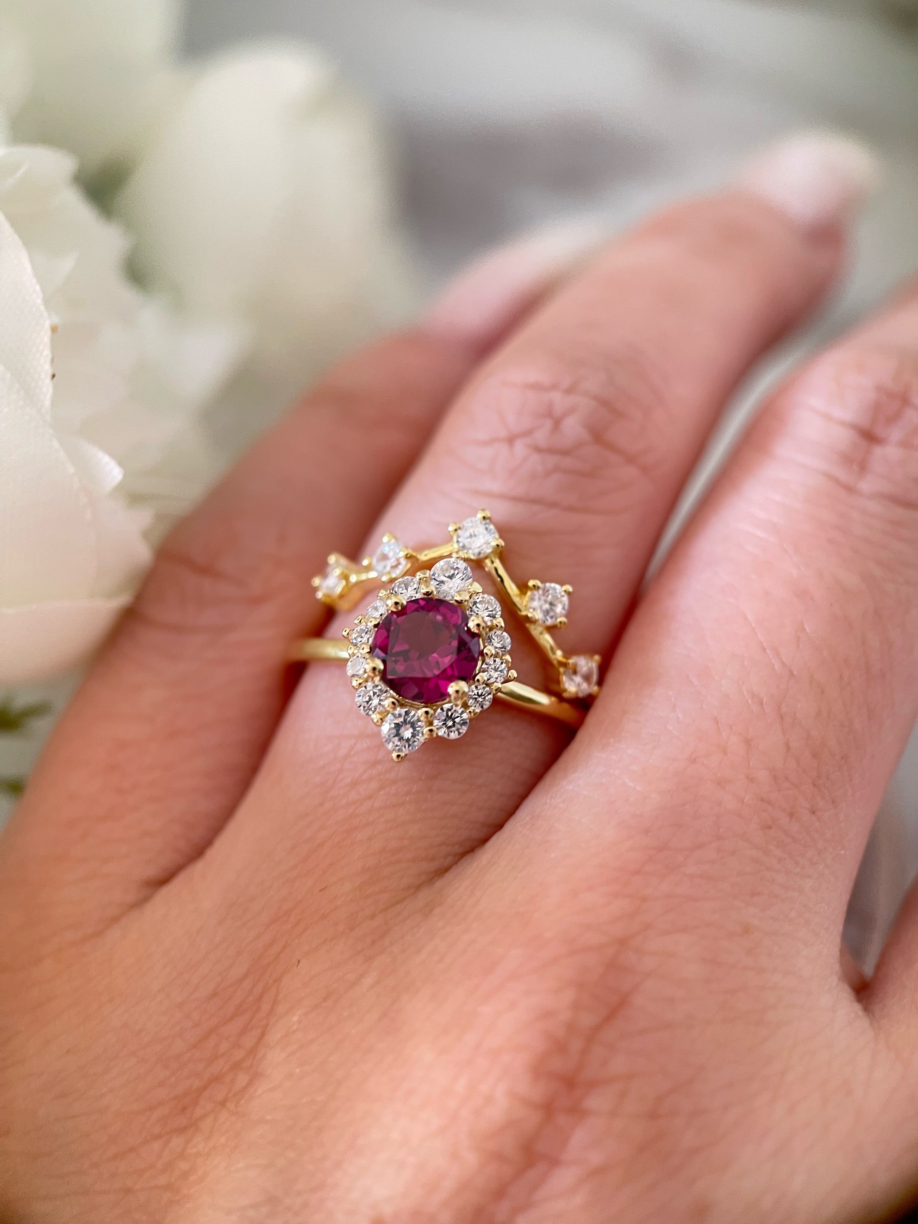 【Ensemble Cerise】Ensemble de 2 bagues de fiançailles en grenat rhodolite naturel fait main, 0,8 ct, forme ronde