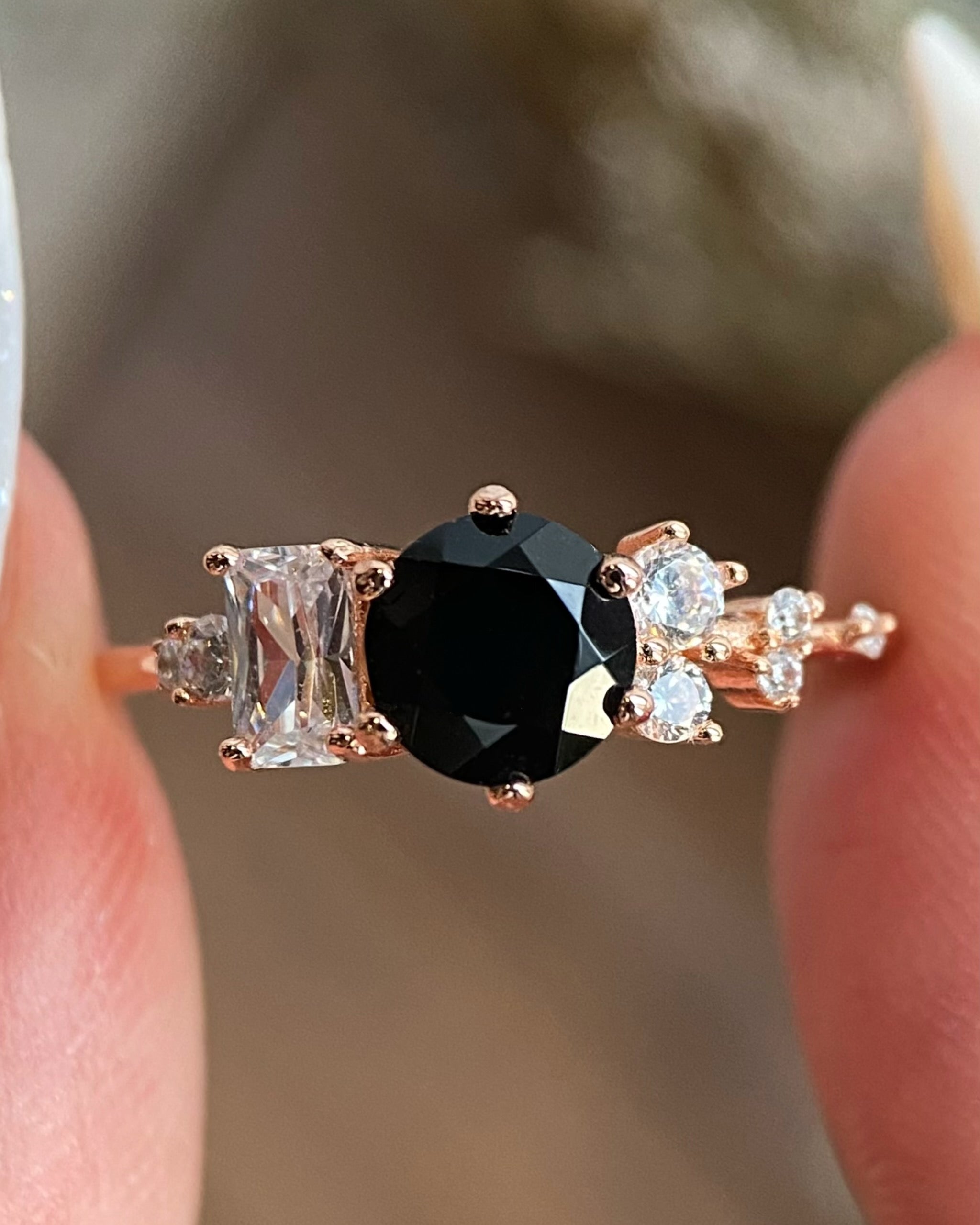 【Flora】Handmade Natural Black Onyx Engagement Ring 0.8ct Round Cut