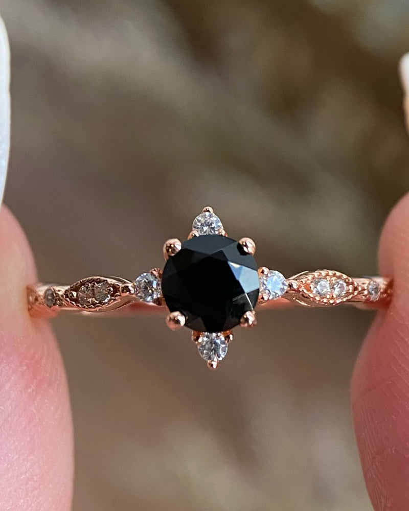 【Nocturna】Handmade Natural Black Onyx Engagement Ring 0.5ct Round Cut
