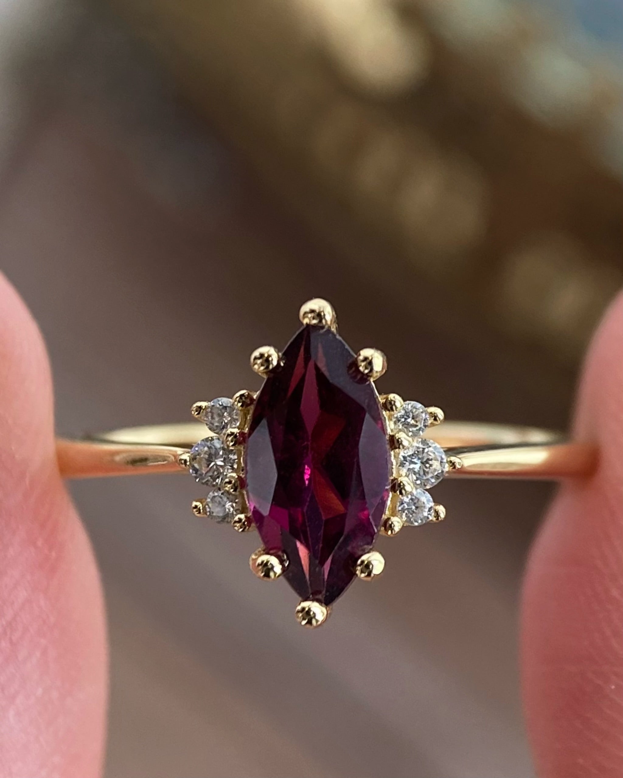 【Octavia】Handmade Natural Rhodolite Garnet Engagement Ring Marquise Cut 1ct