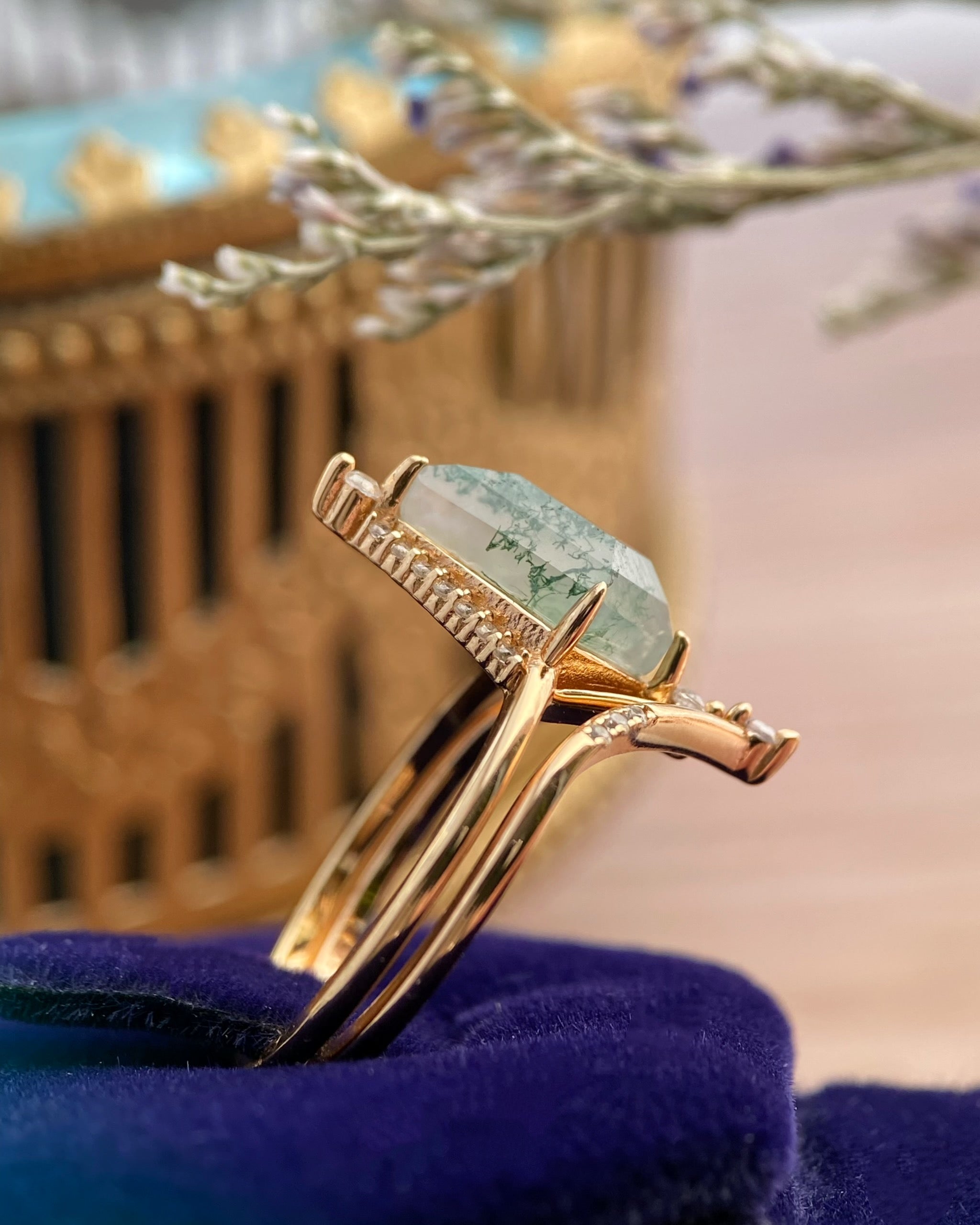 【Voile éthéré】Bague de fiançailles unique en agate mousse naturelle, faite main, de forme ovale, 1,5 ct